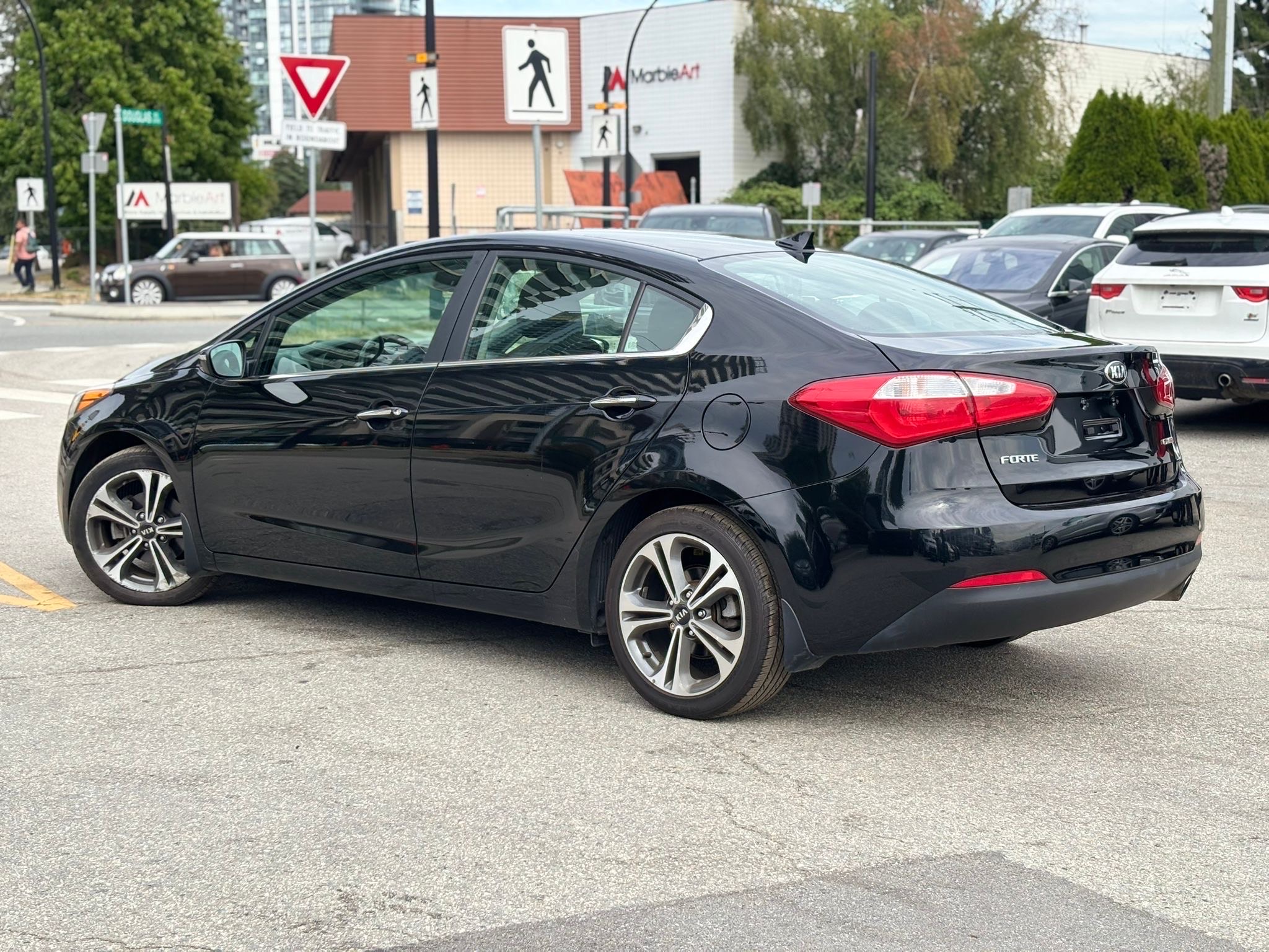 /canwestautoinc/2015-Kia-Forte-9719074620687325.jpg