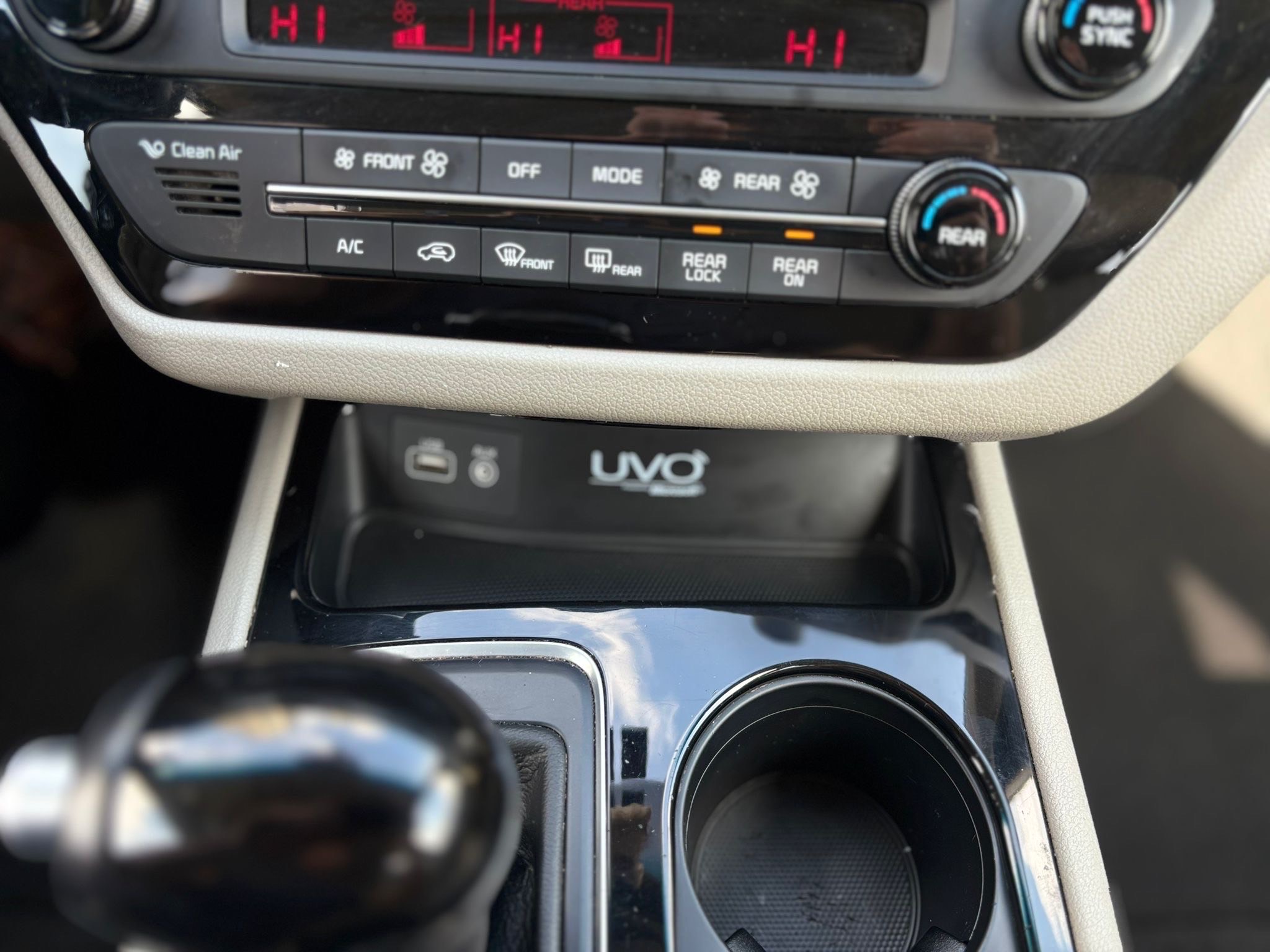 /canwestautoinc/2015-Kia-Sedona-4616578868628729.jpg