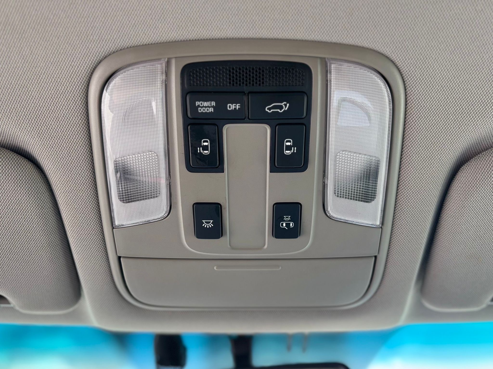 /canwestautoinc/2015-Kia-Sedona-9508189166785199.jpg