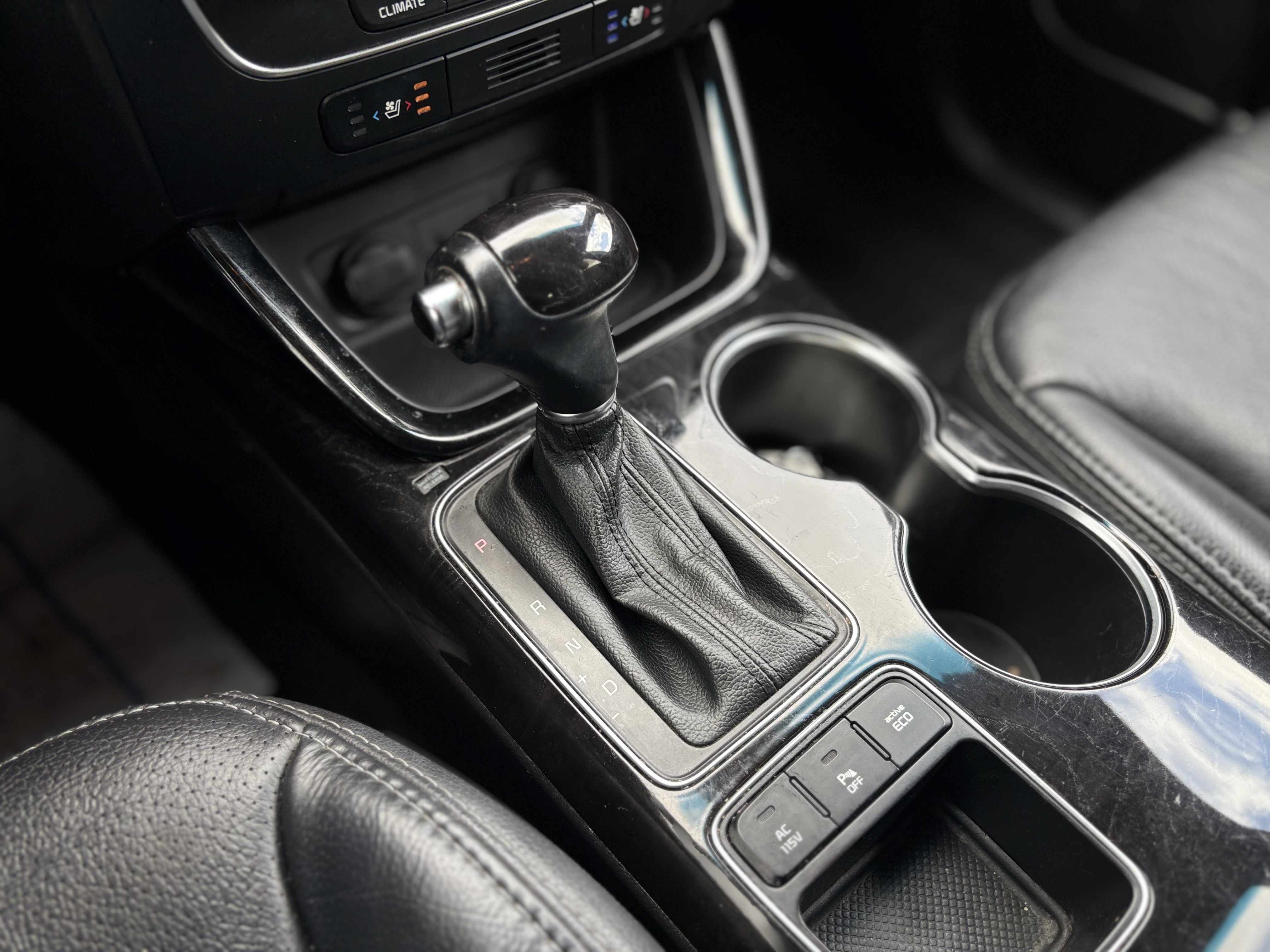/canwestautoinc/2015-Kia-Sorento-3652120359806683.jpg