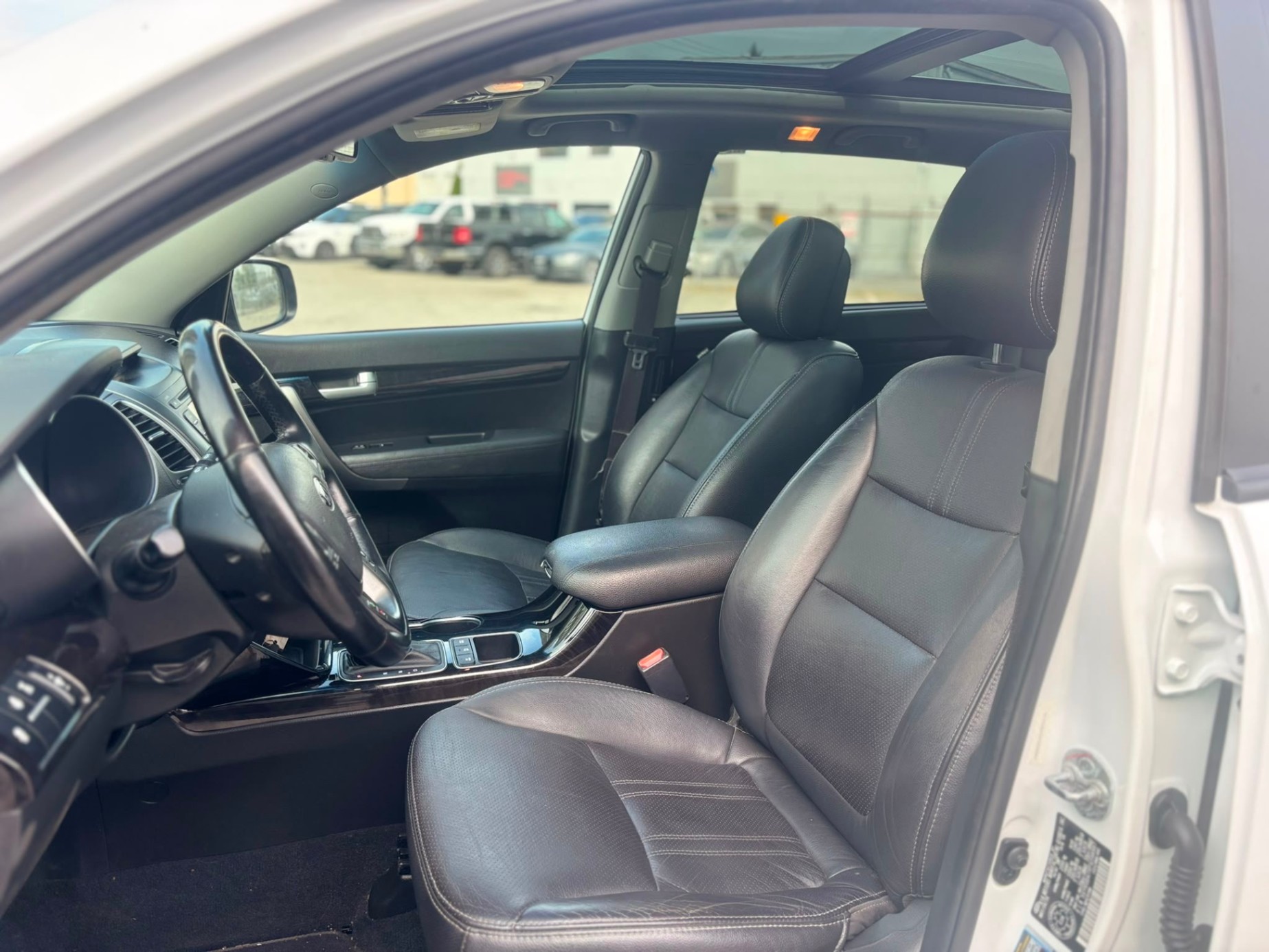 /canwestautoinc/2015-Kia-Sorento-4445265139147301.jpg