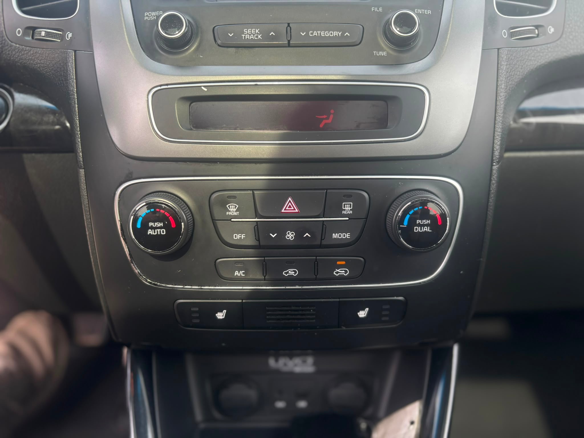/canwestautoinc/2015-Kia-Sorento-9019486648169441.jpg