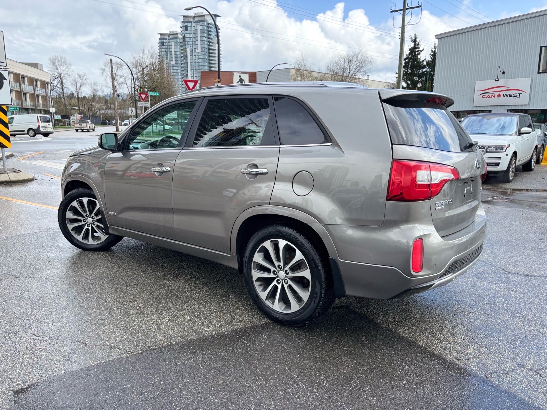 /canwestautoinc/2015-Kia-Sorento-9375251865448817.jpg
