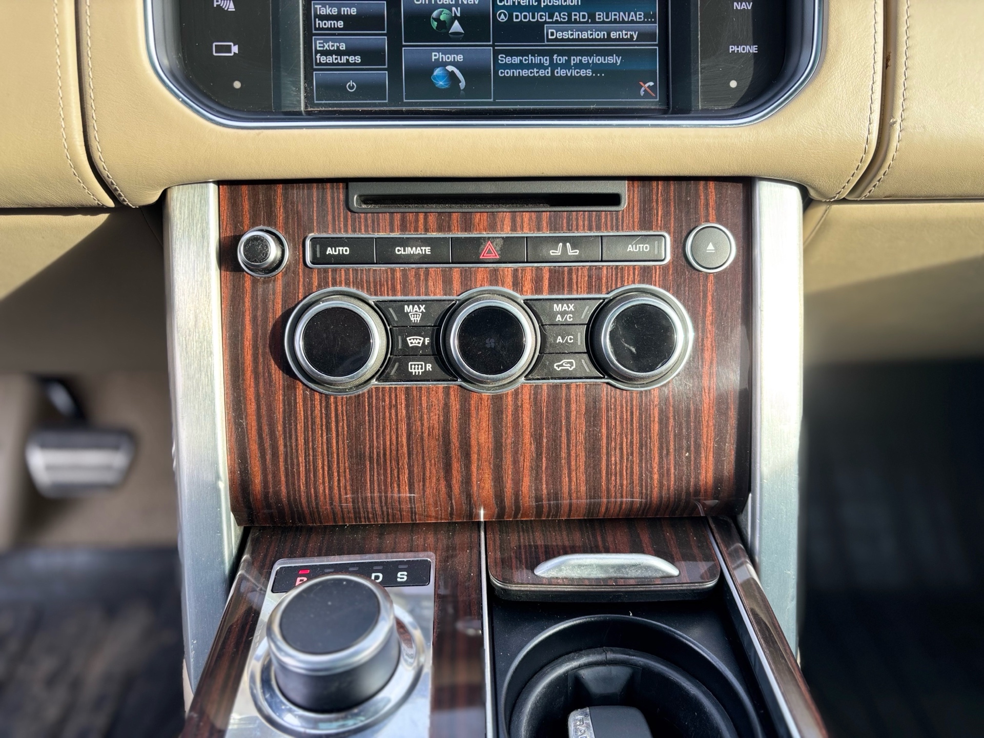 /canwestautoinc/2015-LandRover-RangeRover-1120695056506682.jpg