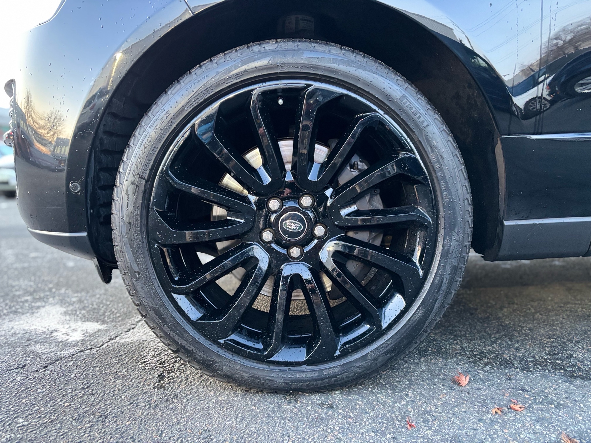 /canwestautoinc/2015-LandRover-RangeRover-37321335694348834.jpg