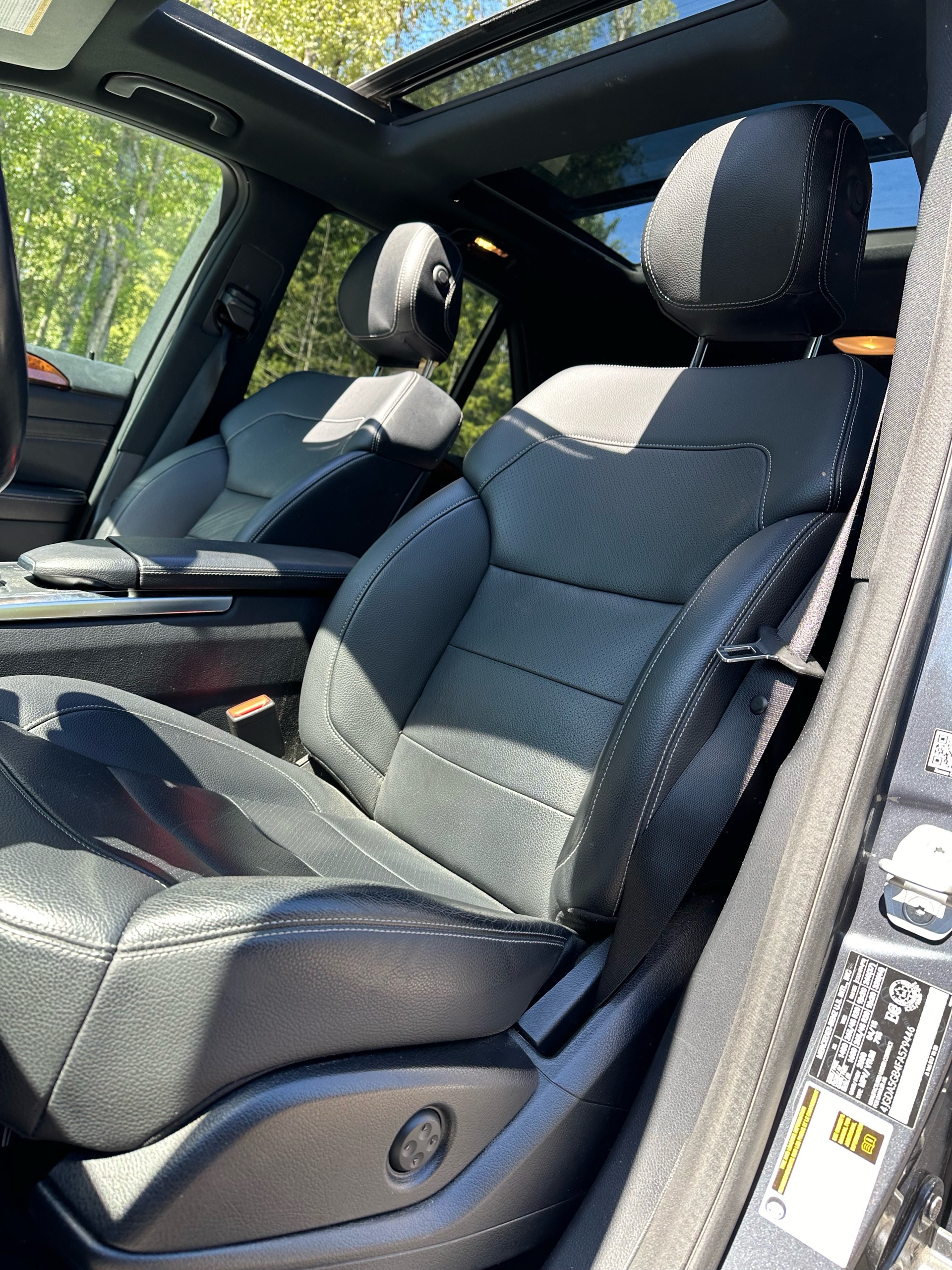 /canwestautoinc/2015-Mercedes-Benz-M-Class-3271347566684515.jpg