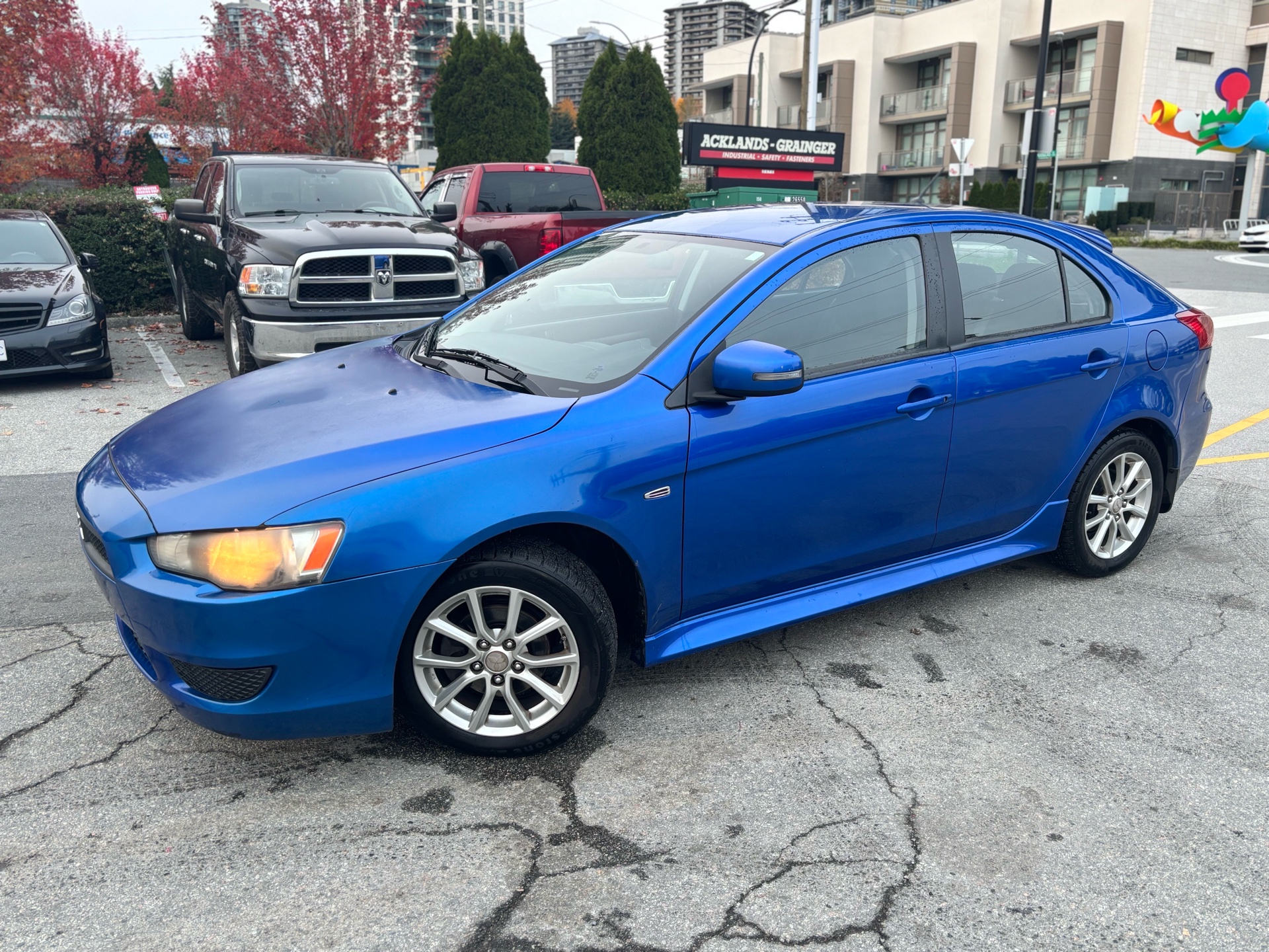 /canwestautoinc/2015-Mitsubishi-LancerSportback-1748610206019945.jpg