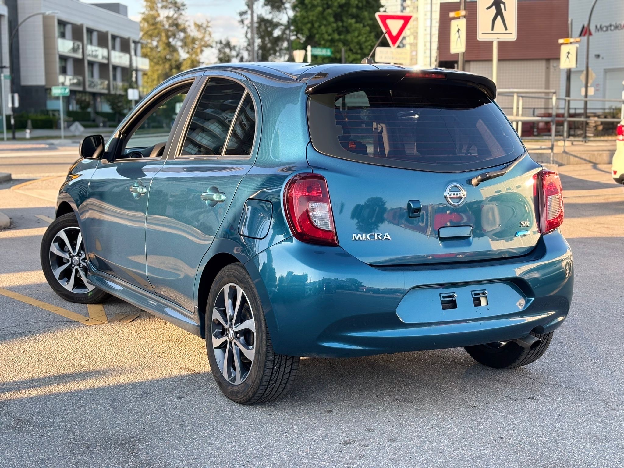 /canwestautoinc/2015-Nissan-Micra-7819712704828927.jpg