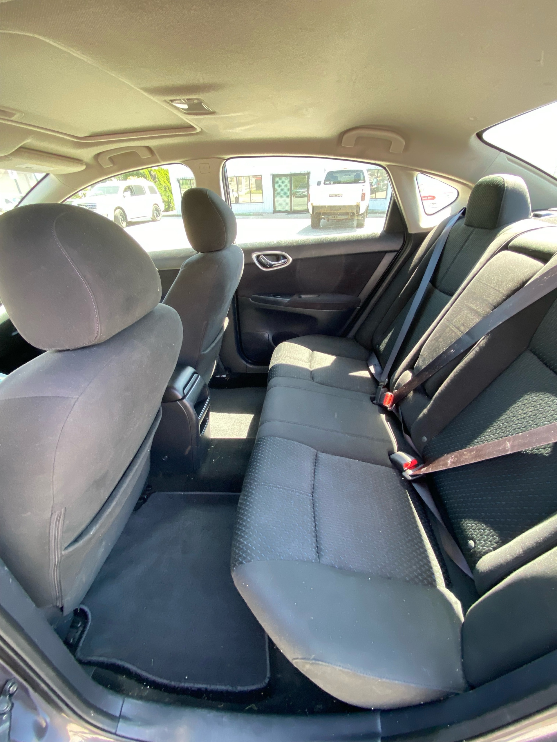 /canwestautoinc/2015-Nissan-Sentra-2983997908079301.jpg