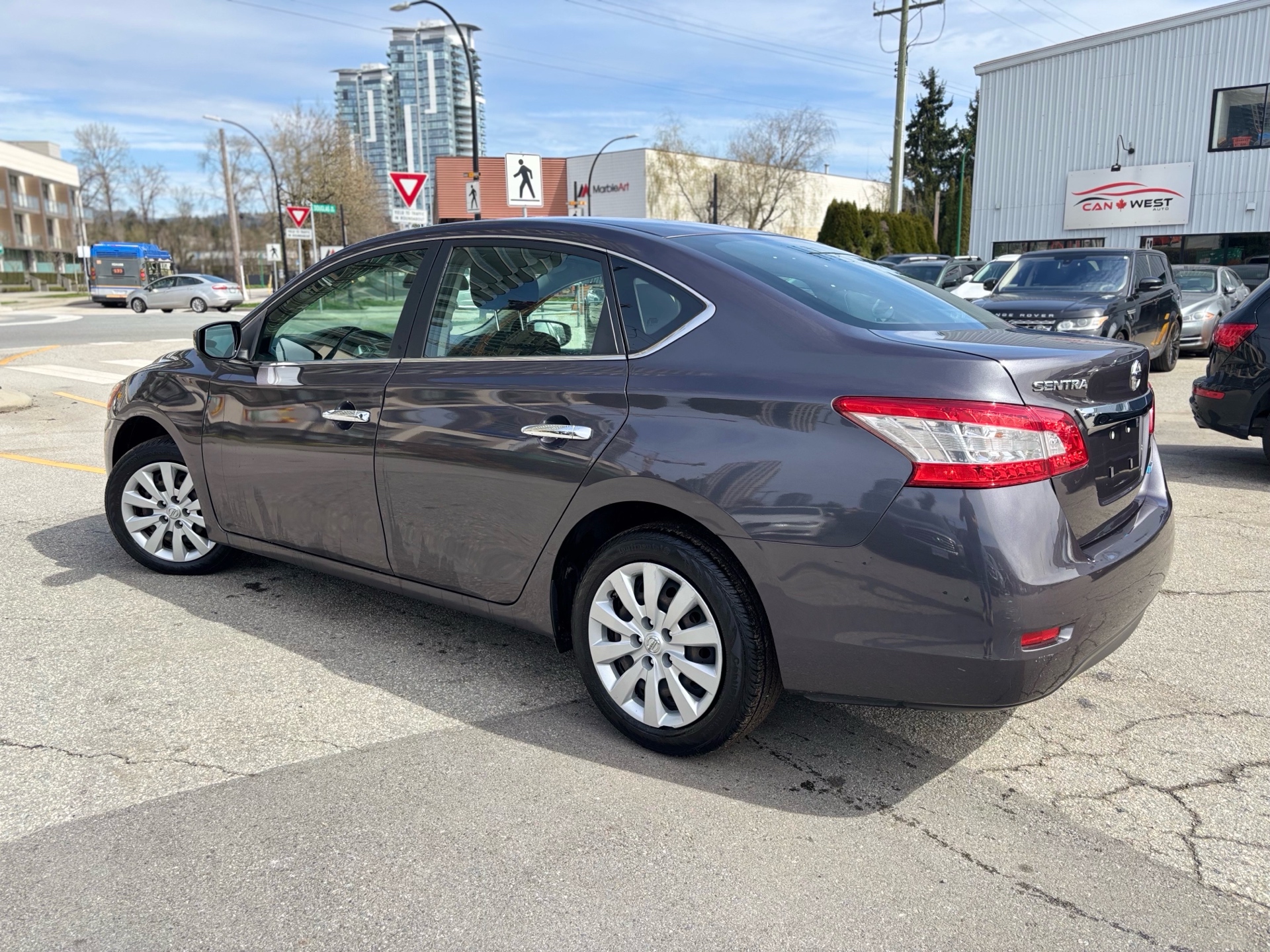 /canwestautoinc/2015-Nissan-Sentra-7338905860450253.jpg