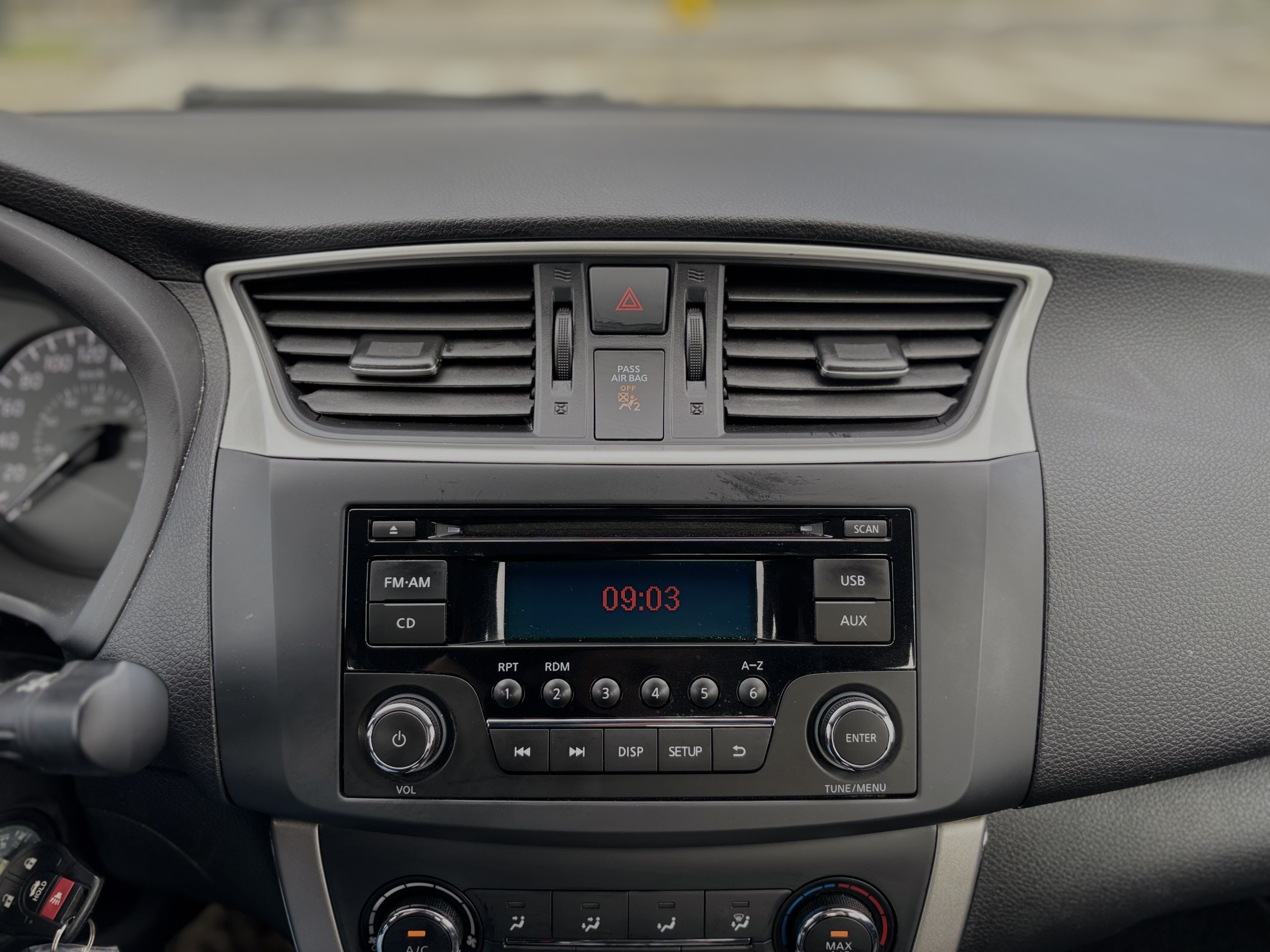 /canwestautoinc/2015-Nissan-Sentra-9567003248668642.jpg