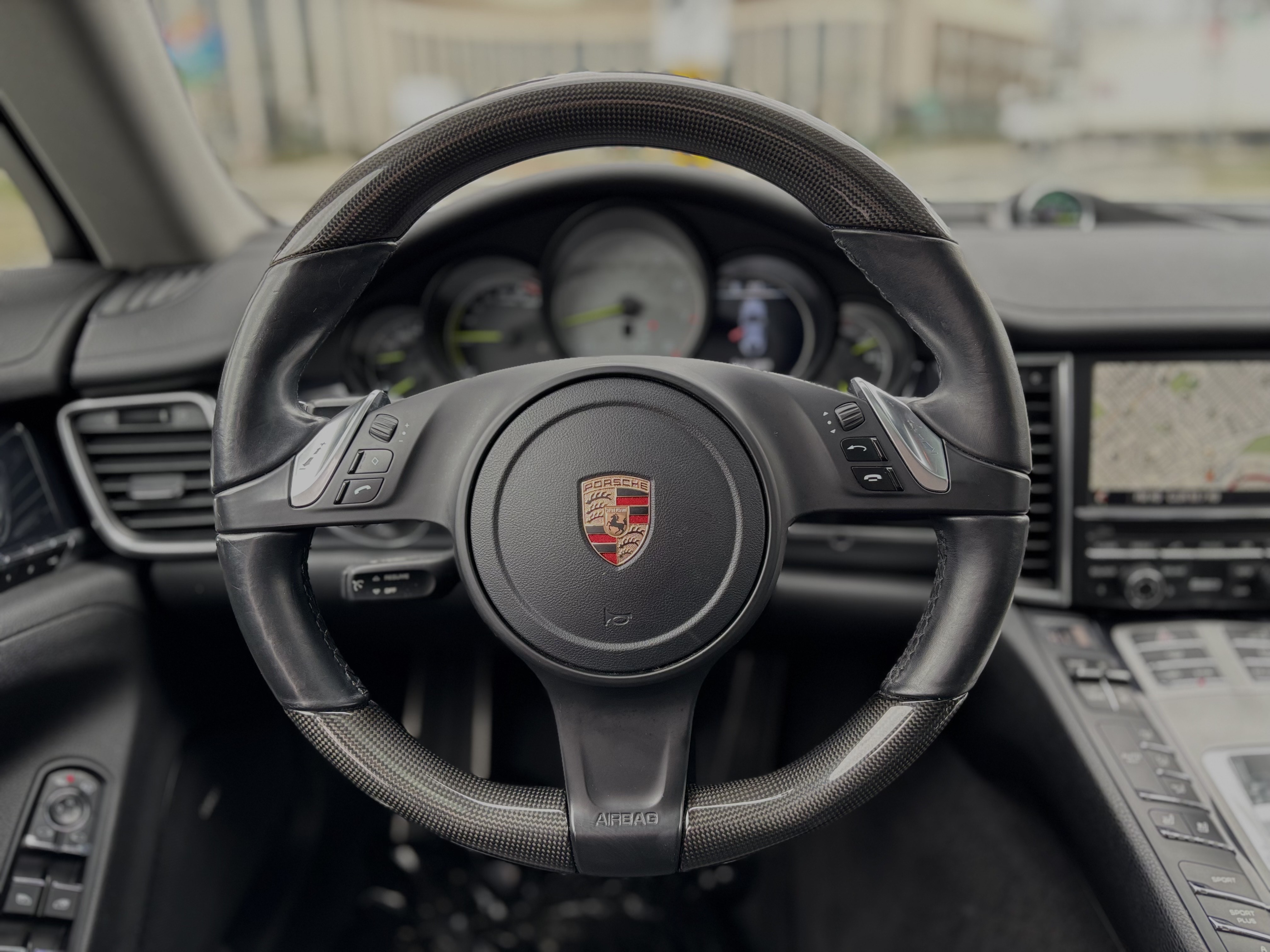 /canwestautoinc/2015-Porsche-Panamera-07538912714688584.jpg