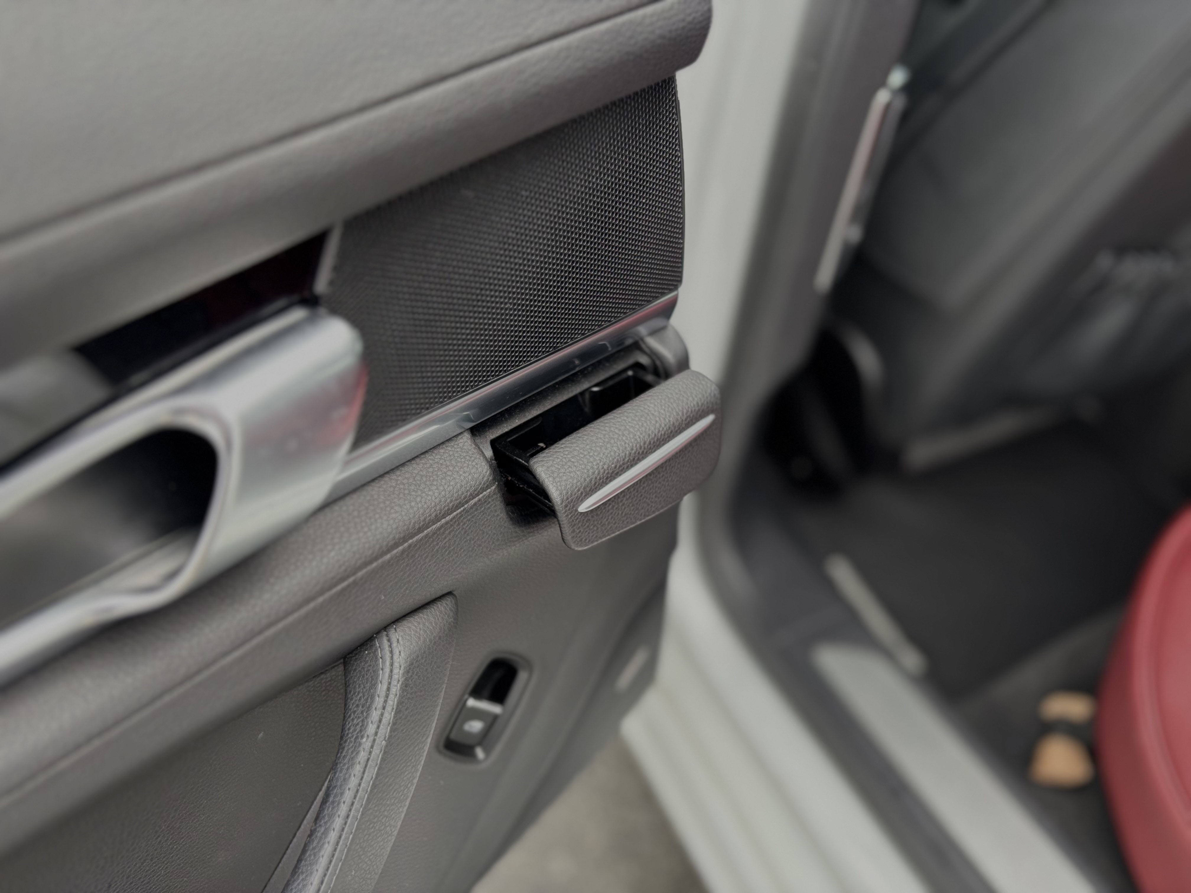 /canwestautoinc/2015-Porsche-Panamera-6827314159185418.jpg