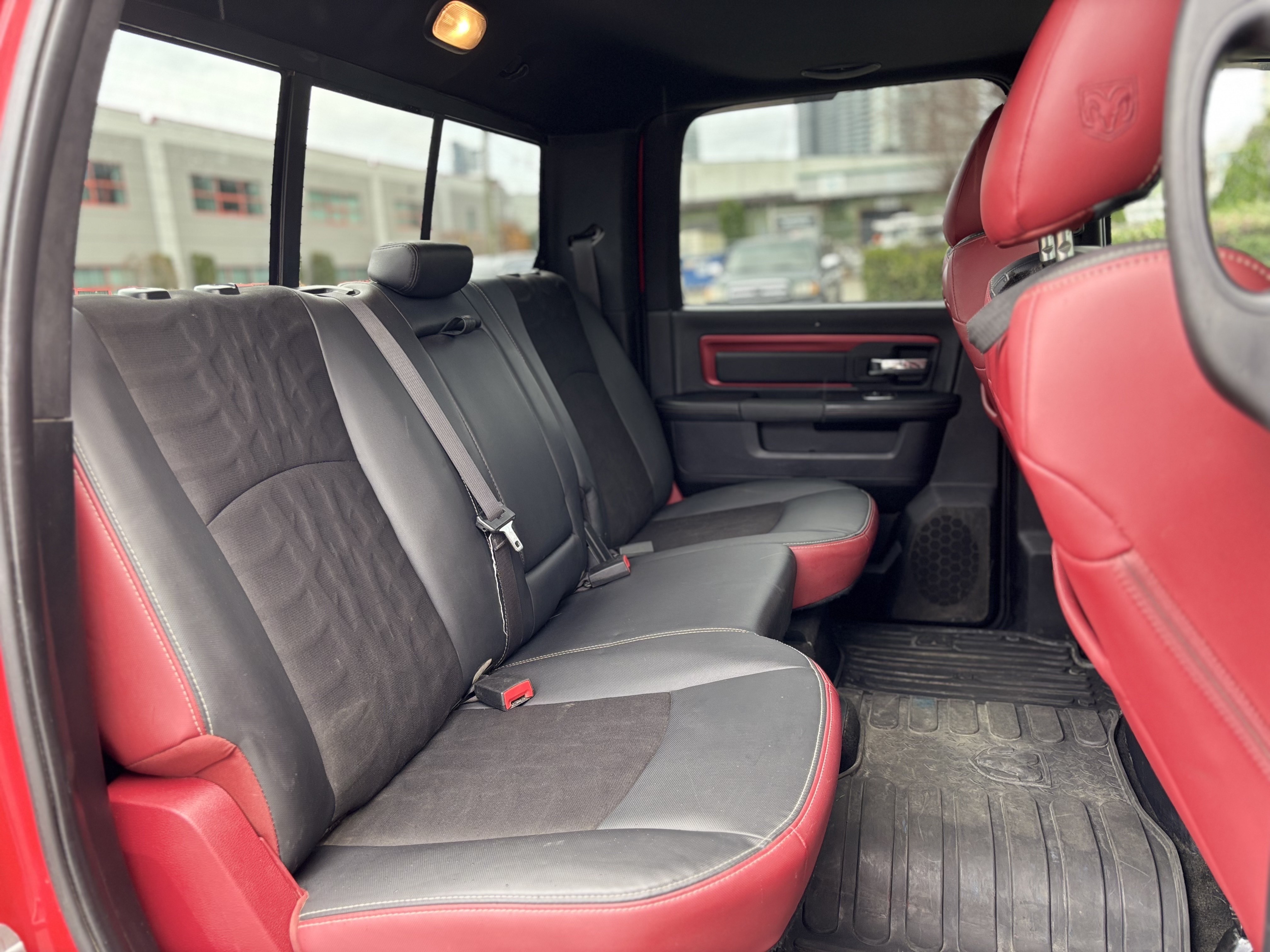 /canwestautoinc/2015-Ram-1500-8355143305415238.jpg