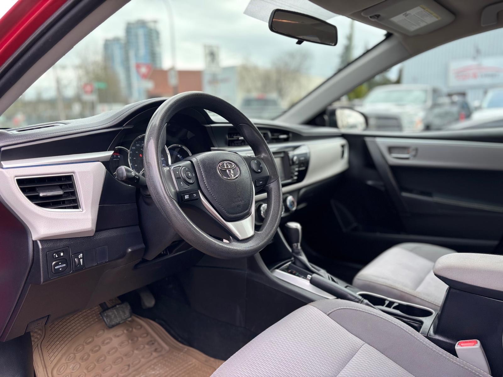 /canwestautoinc/2015-Toyota-Corolla-05486645825209324.jpg