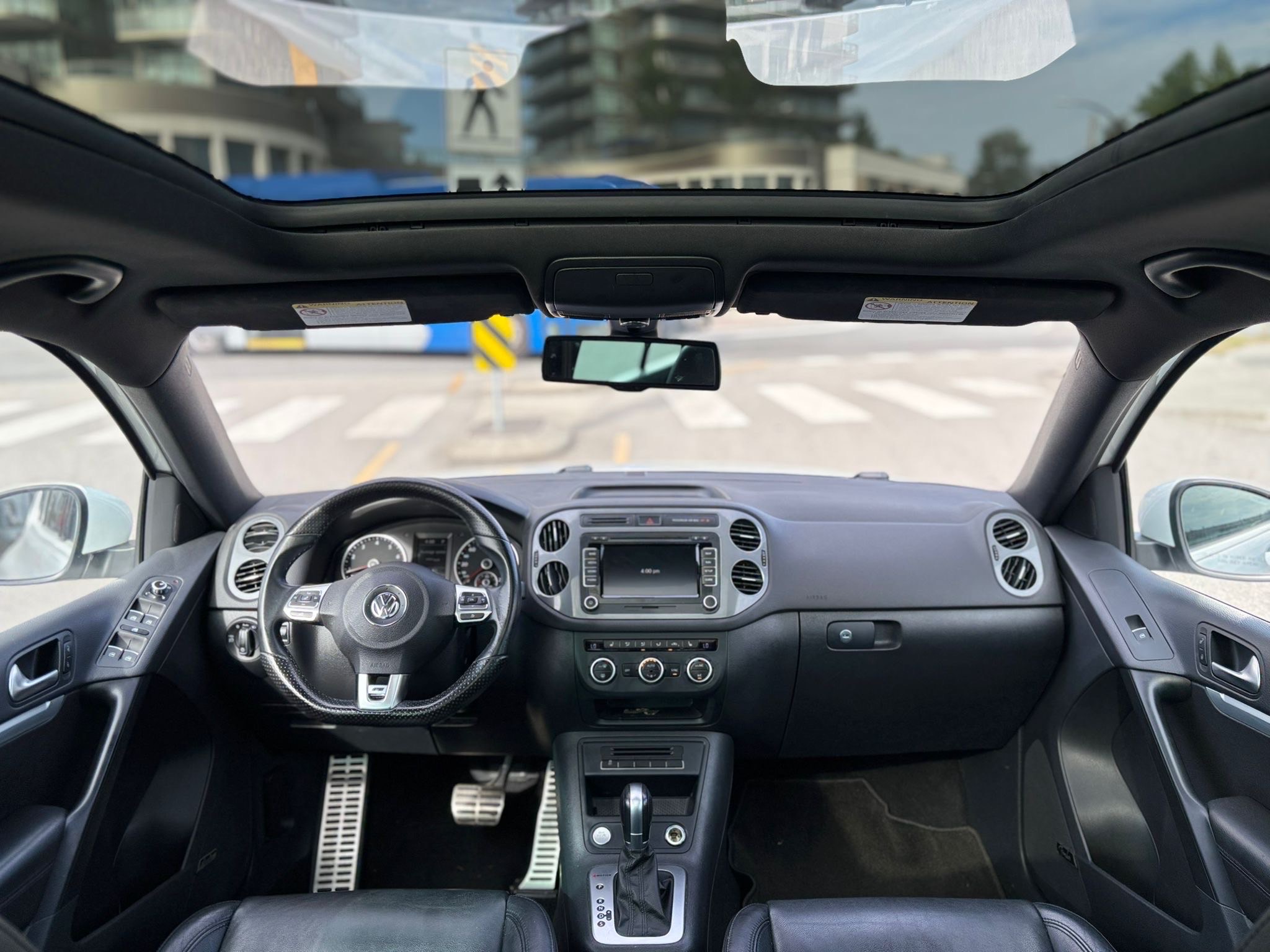 /canwestautoinc/2015-Volkswagen-Tiguan-704608153516274.jpg