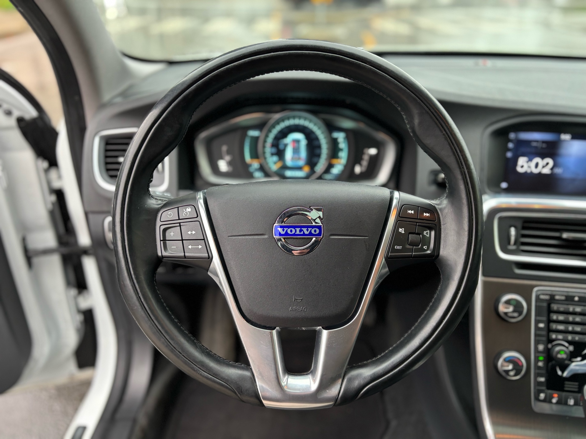 /canwestautoinc/2015-Volvo-V60-06872331561906808.jpg