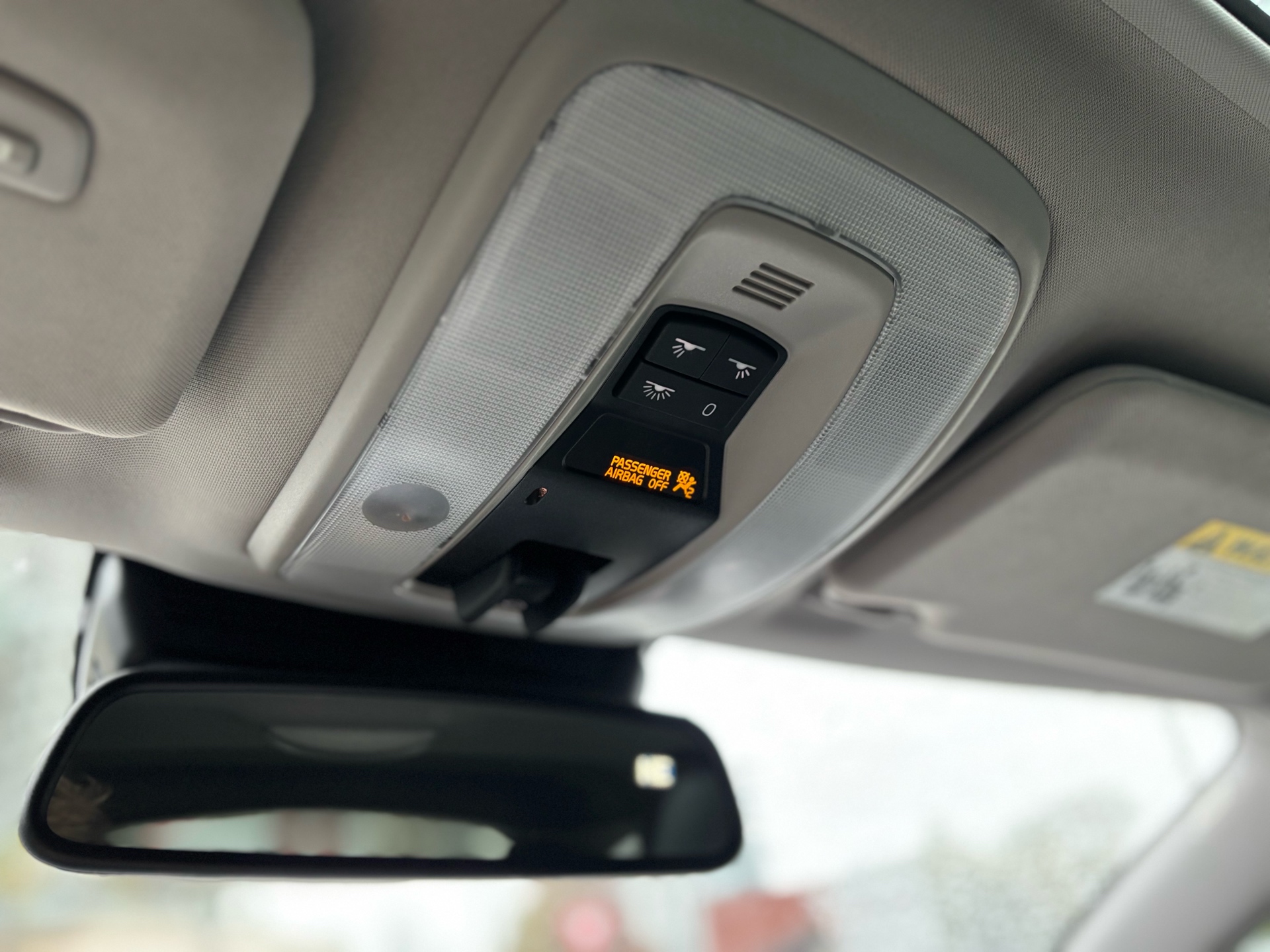 /canwestautoinc/2015-Volvo-V60-17893131006678953.jpg