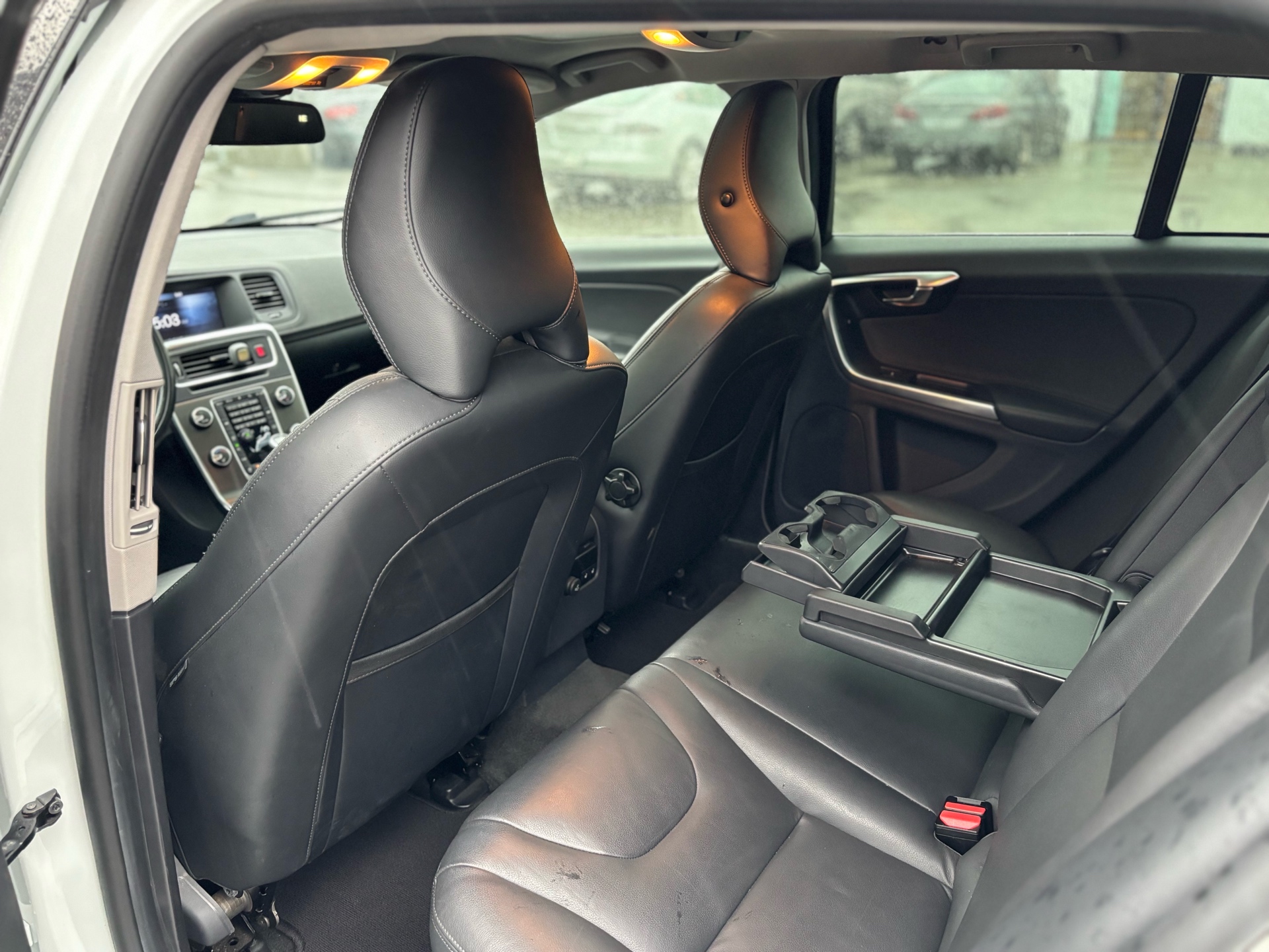 /canwestautoinc/2015-Volvo-V60-49393088474807967.jpg