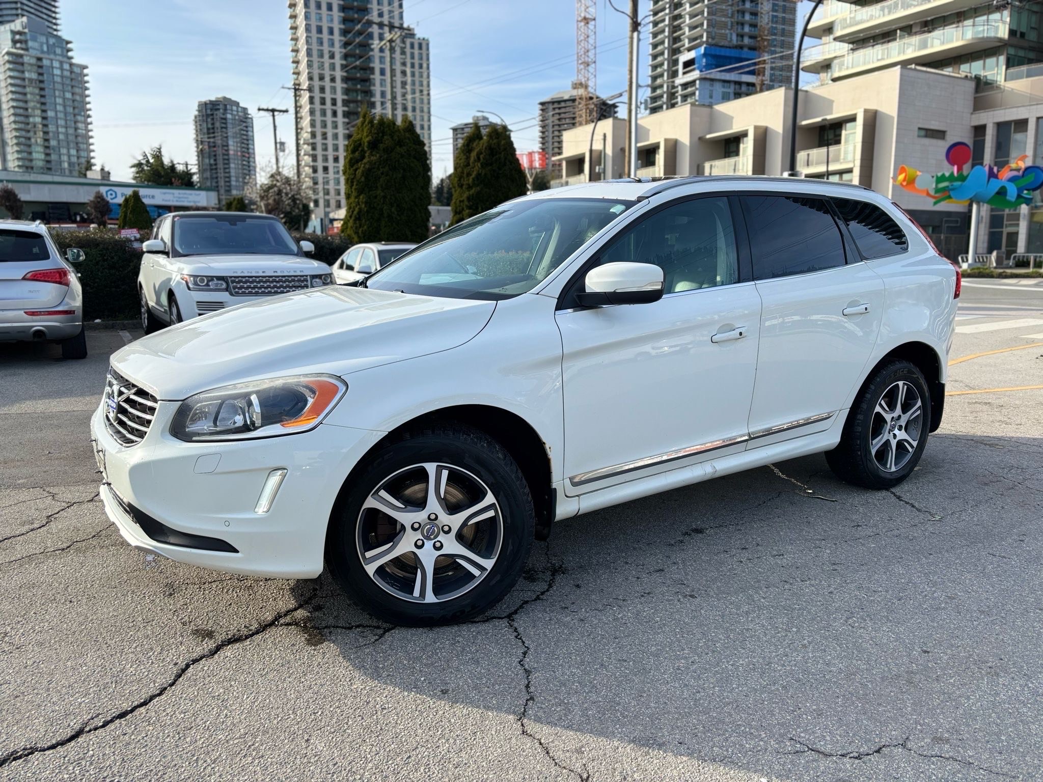 /canwestautoinc/2015-Volvo-XC60-08870311539681208.jpg