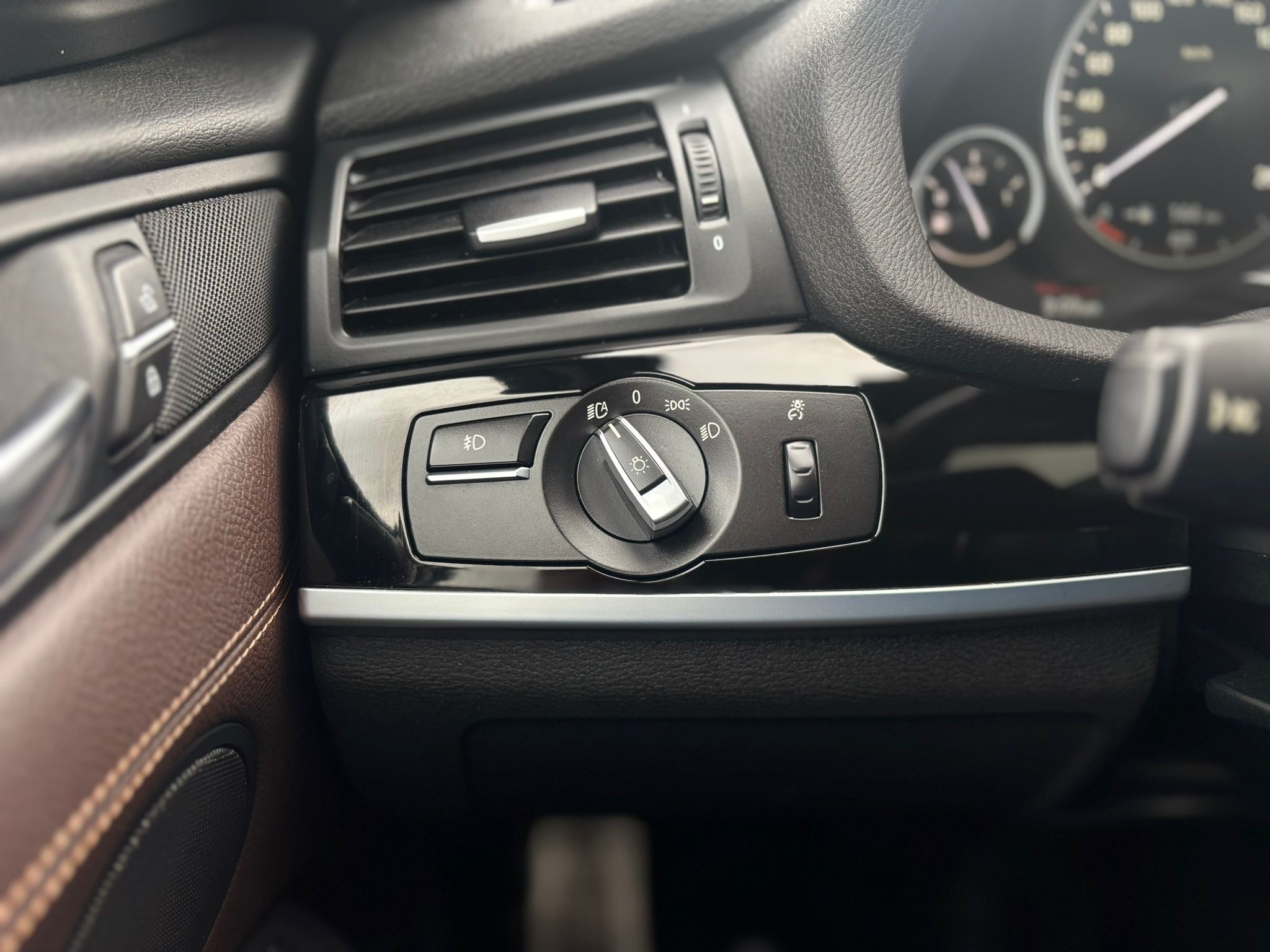 /canwestautoinc/2016-BMW-X4-2853591517357672.jpg