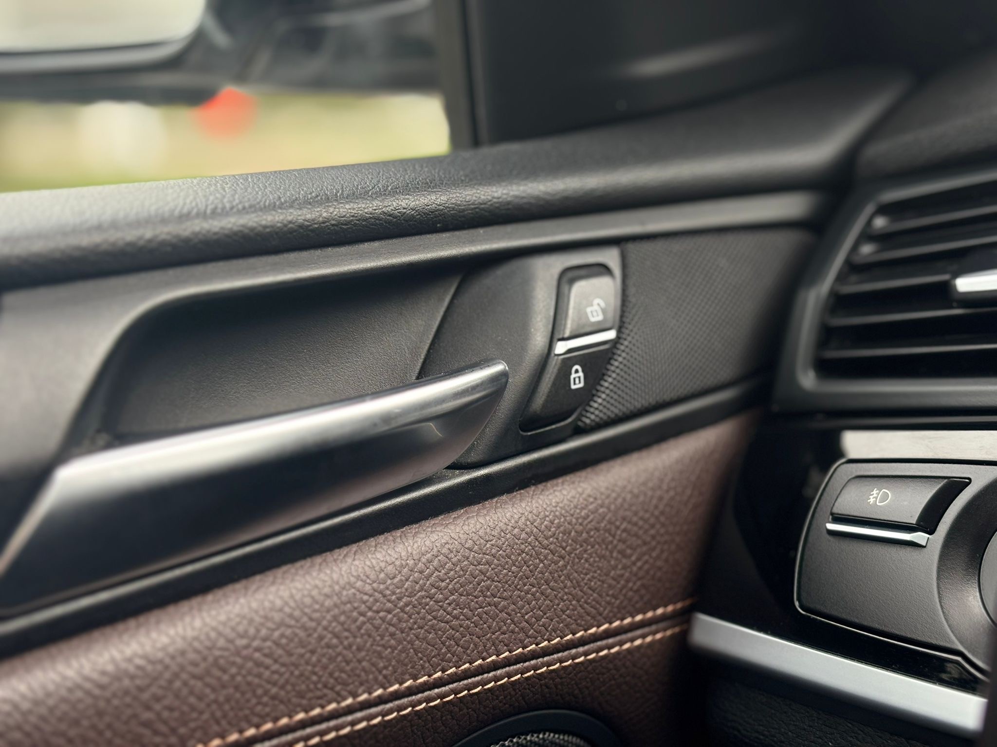 /canwestautoinc/2016-BMW-X4-8411090735659266.jpg