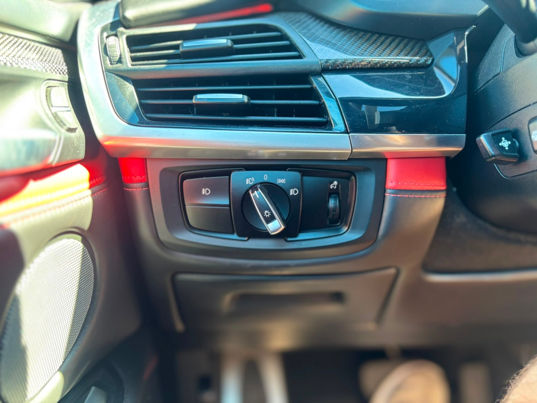 /canwestautoinc/2016-BMW-X5M-9812363139328655.jpg