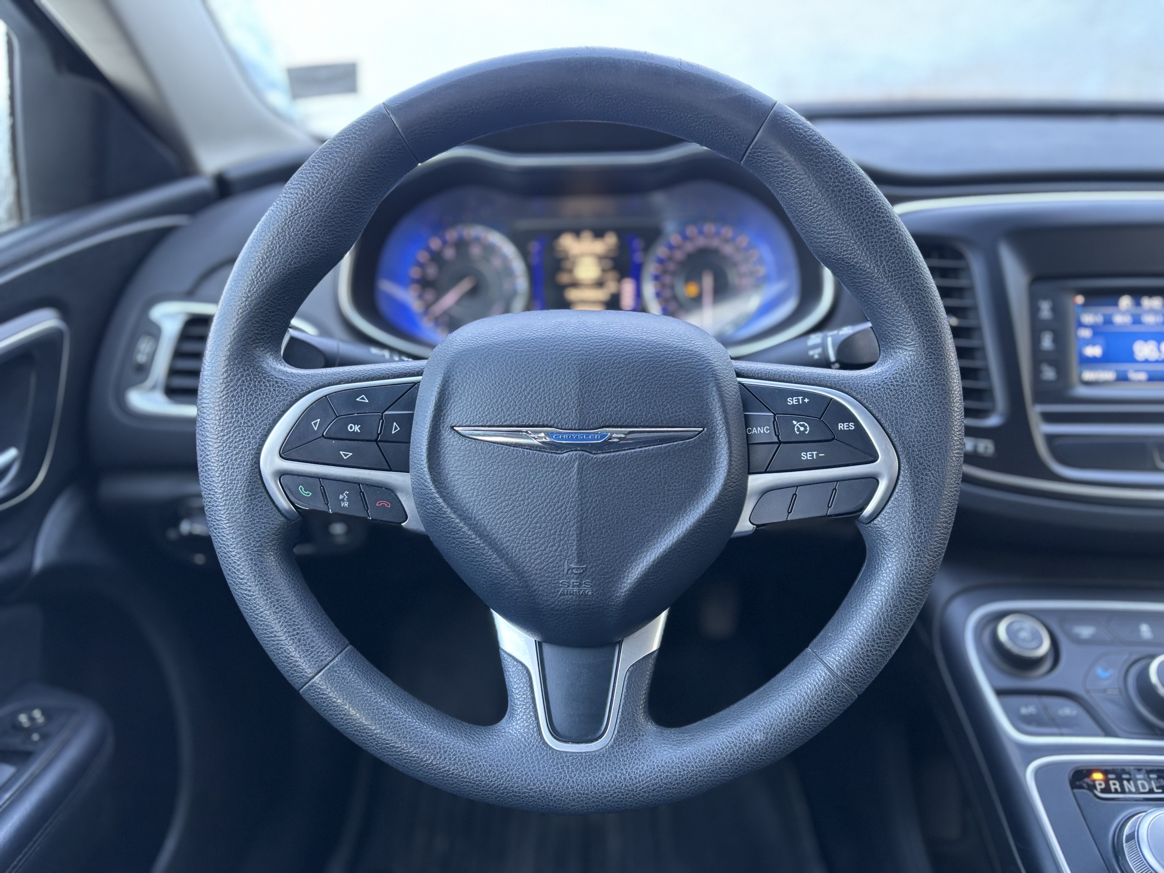 /canwestautoinc/2016-Chrysler-200-9942648951331956.jpg