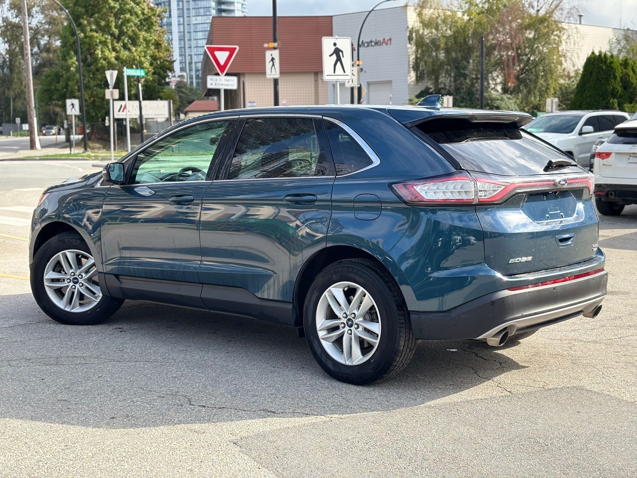 /canwestautoinc/2016-Ford-Edge-37235805248648224.jpg