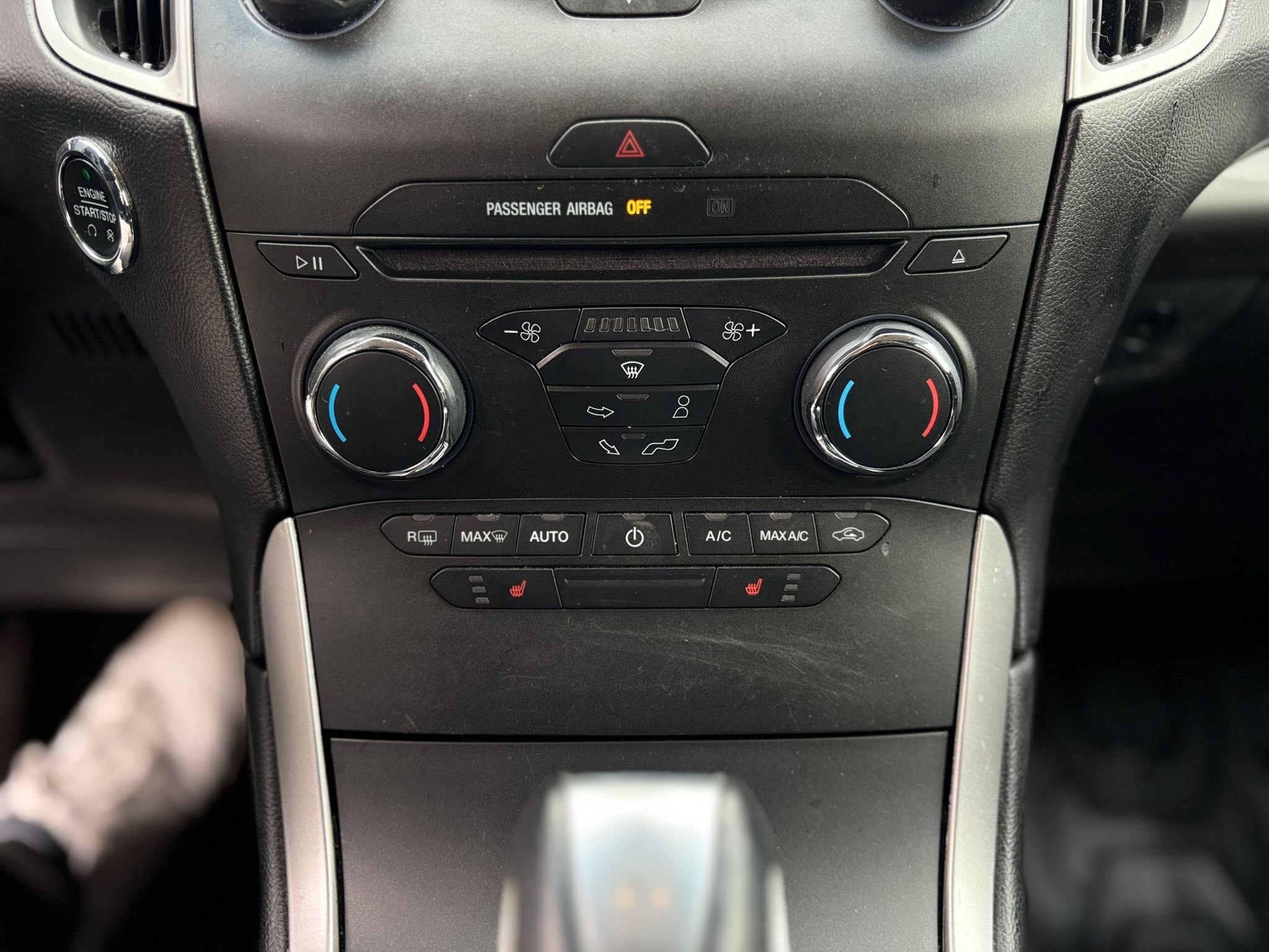 /canwestautoinc/2016-Ford-Edge-8122230625470626.jpg