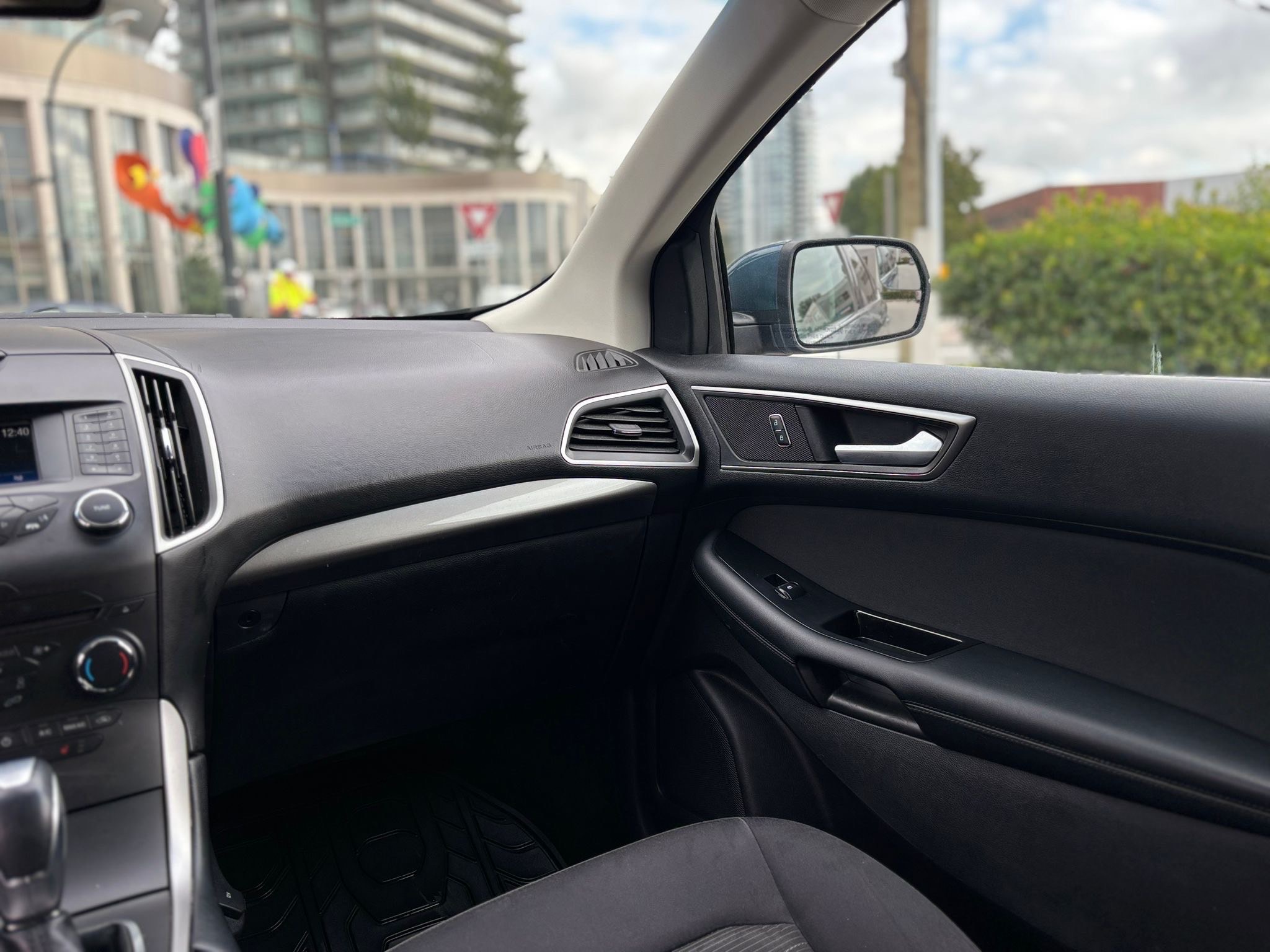 /canwestautoinc/2016-Ford-Edge-8358384428417396.jpg