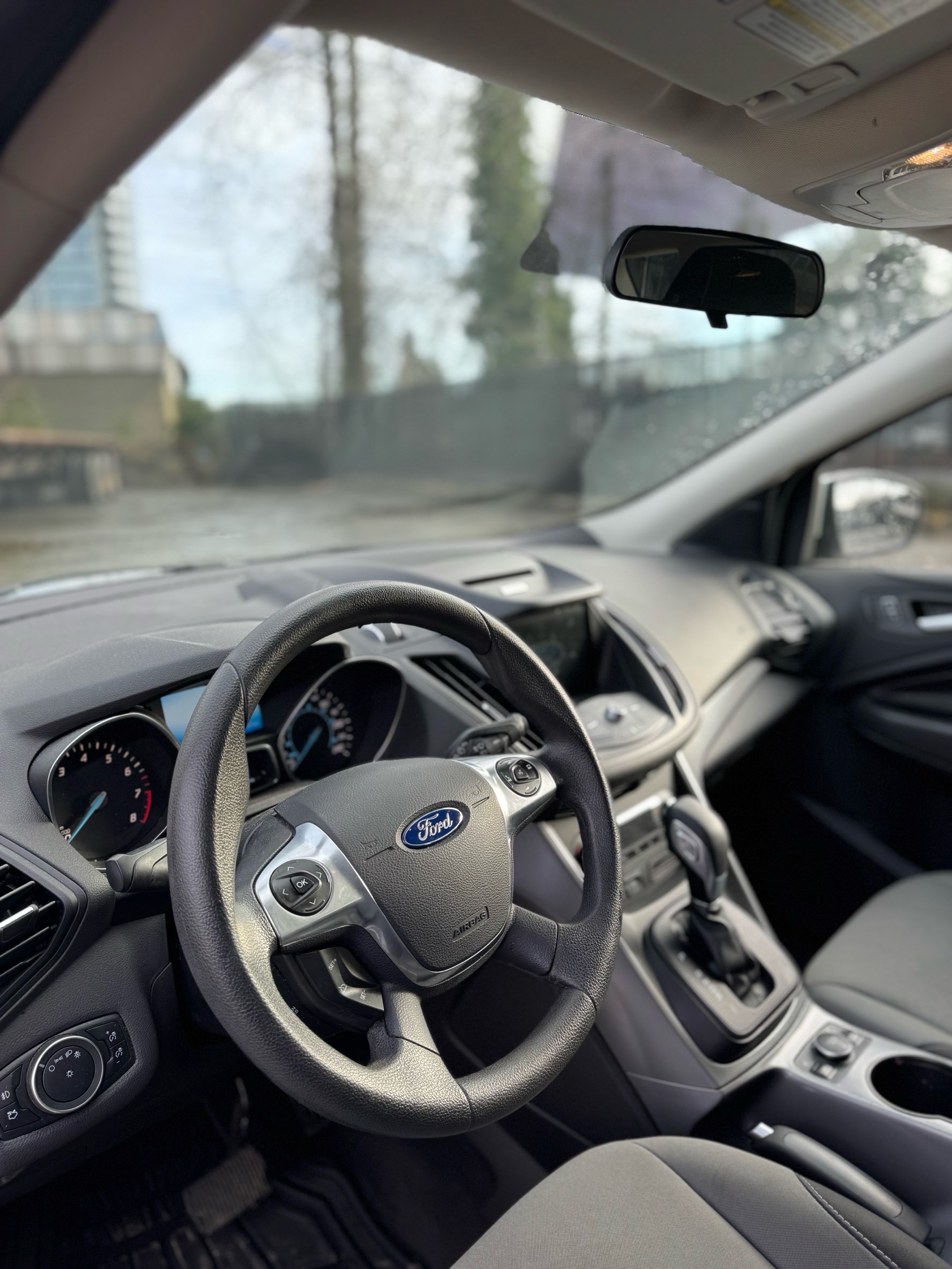 /canwestautoinc/2016-Ford-Escape-21824613036853058.jpg