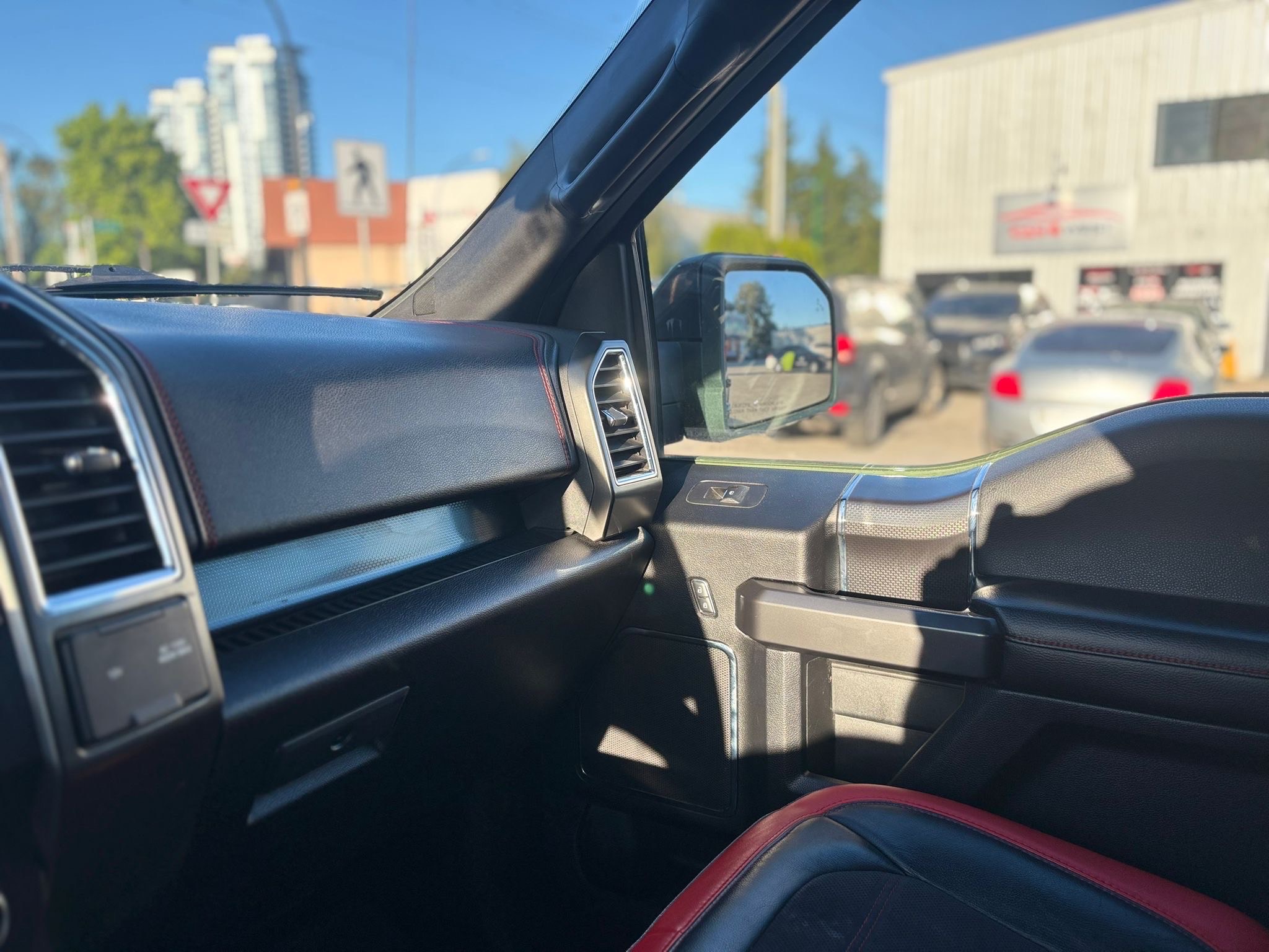 /canwestautoinc/2016-Ford-F-150-563741407227589.jpg
