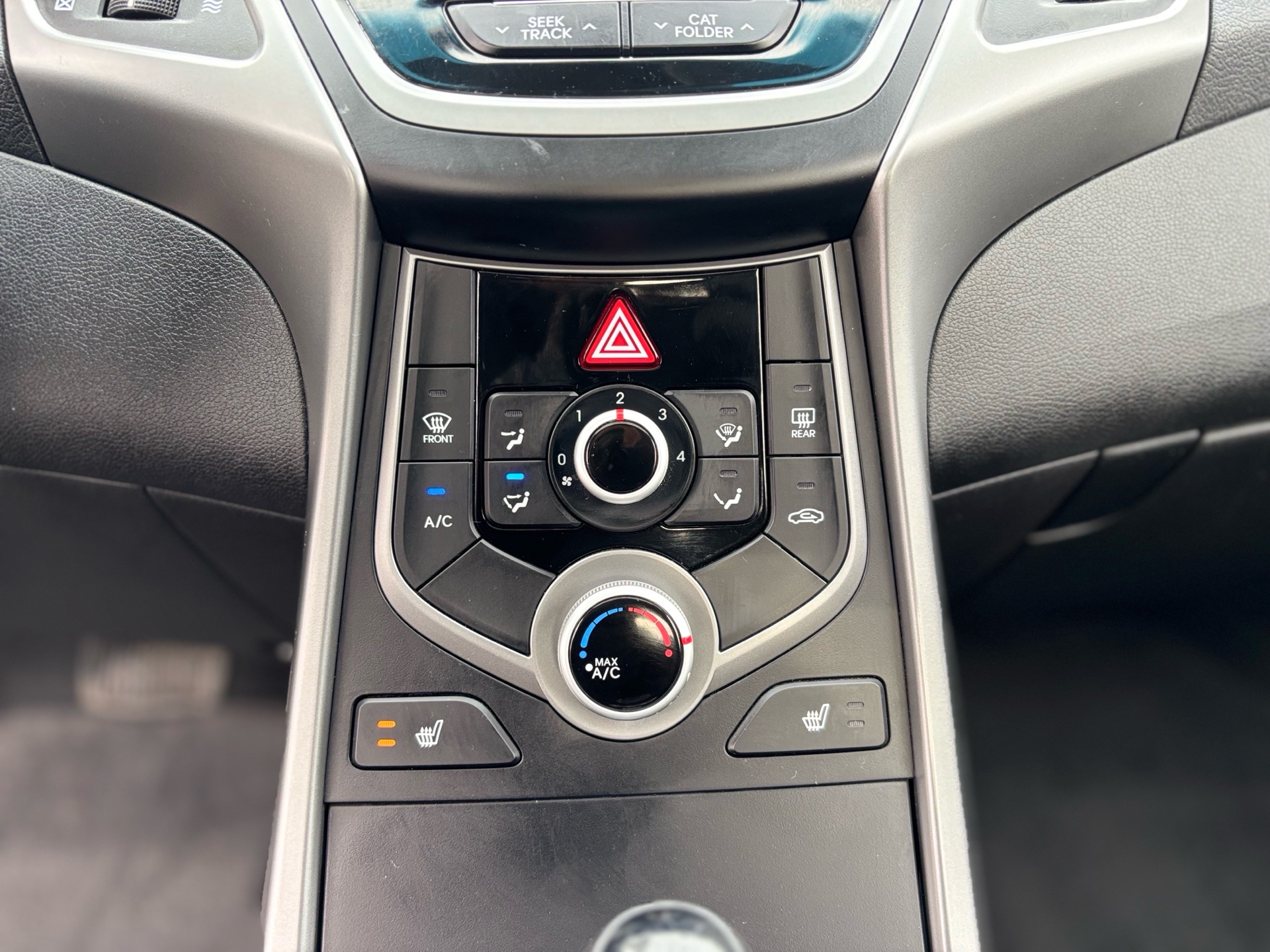 /canwestautoinc/2016-Hyundai-Elantra-12504205680521552.jpg