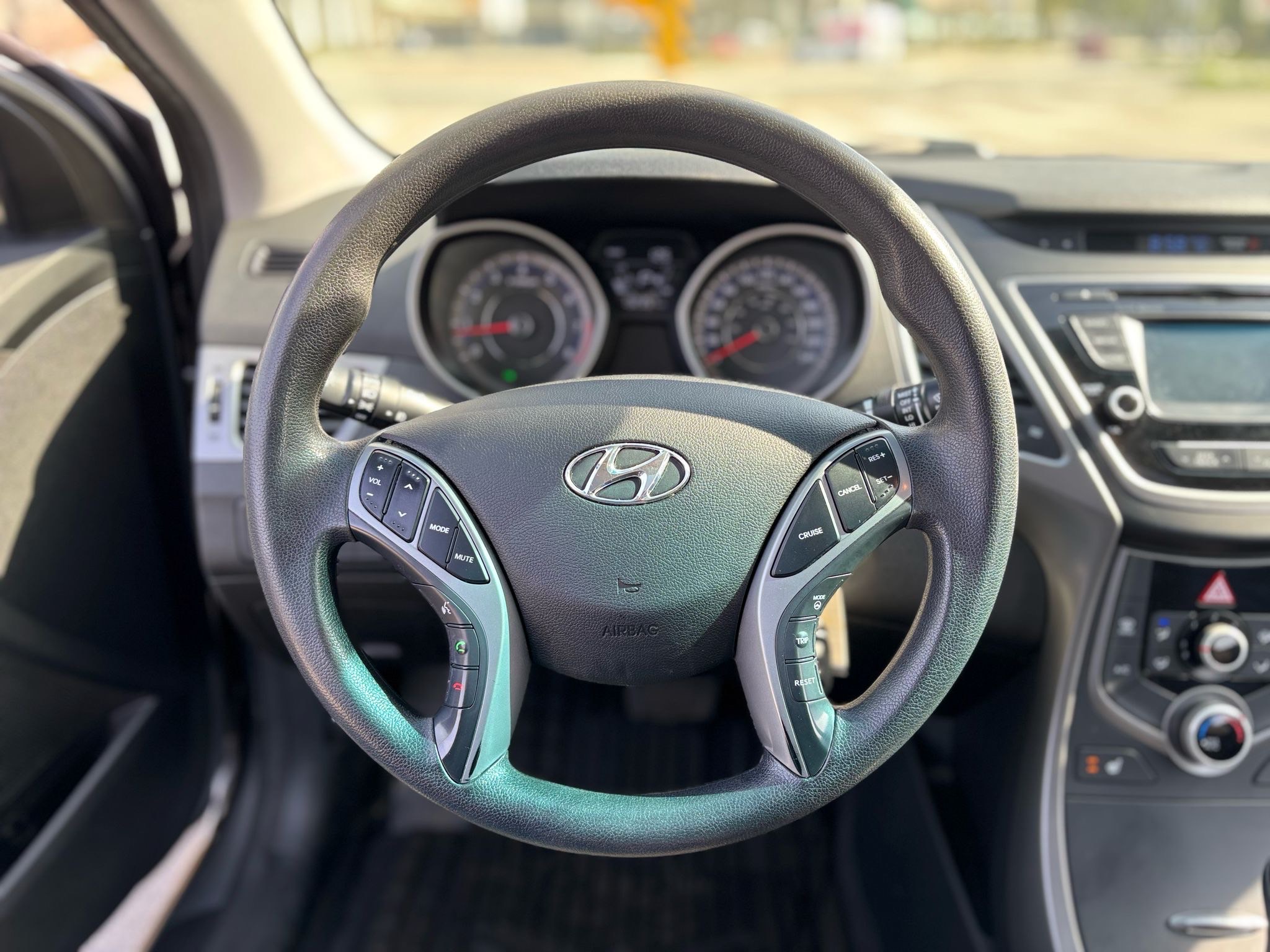 /canwestautoinc/2016-Hyundai-Elantra-26772580846962346.jpg