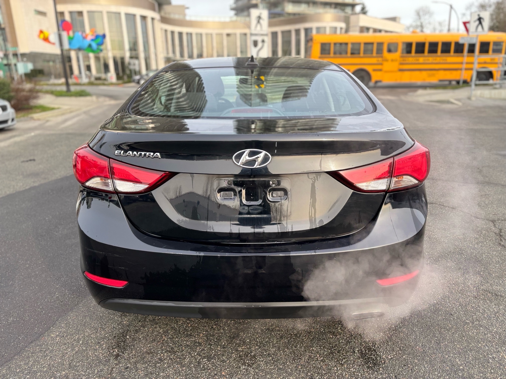 /canwestautoinc/2016-Hyundai-Elantra-35816385874924217.jpg