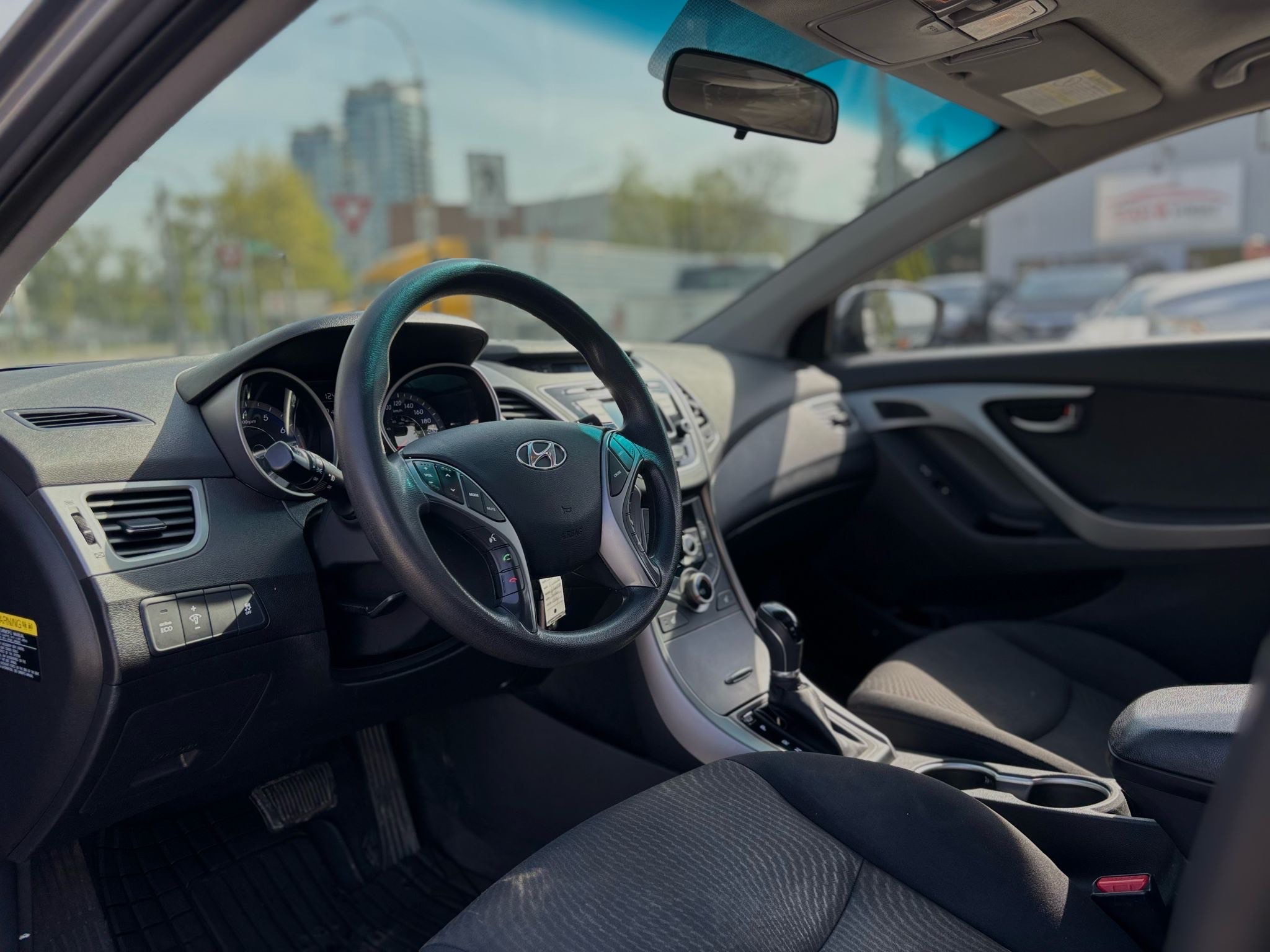 /canwestautoinc/2016-Hyundai-Elantra-9295883241303426.jpg