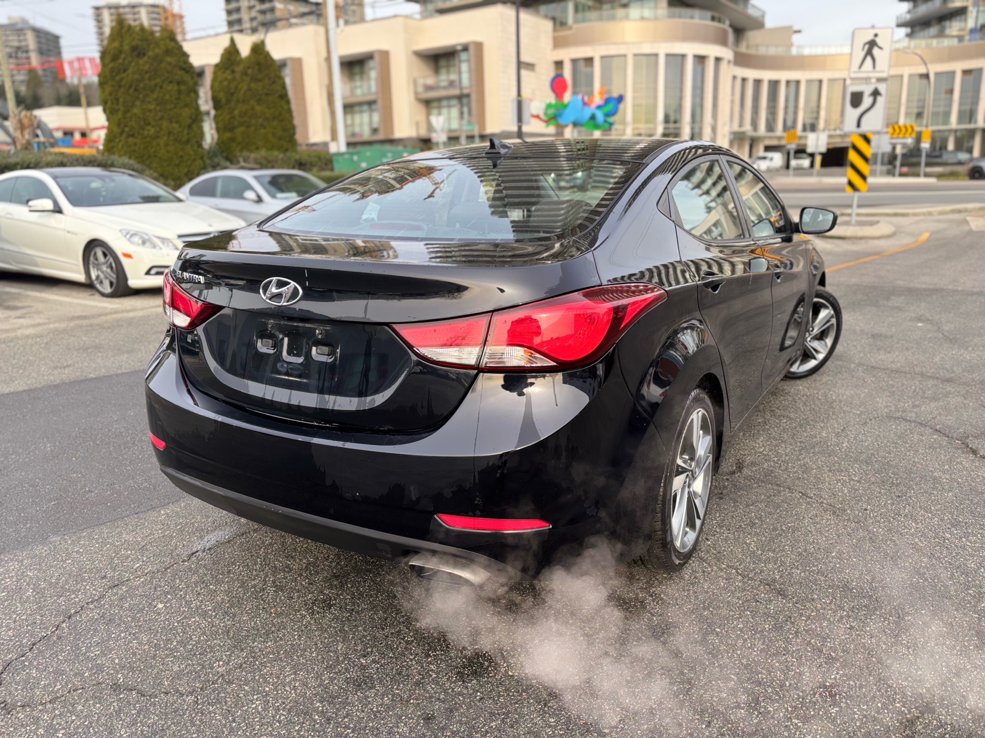 /canwestautoinc/2016-Hyundai-Elantra-9883893968785487.jpg