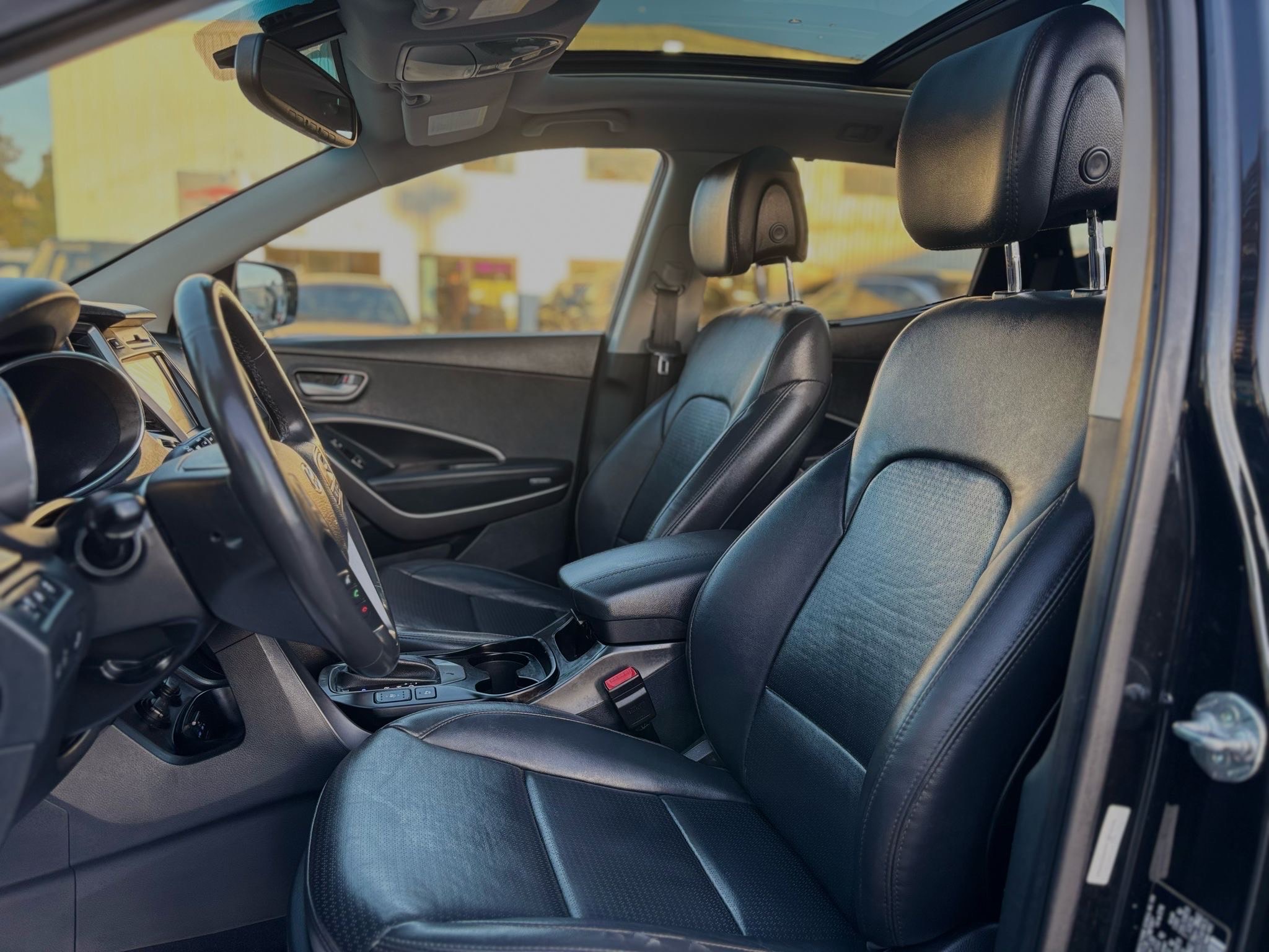 /canwestautoinc/2016-Hyundai-SantaFe-41675046318595843.jpg