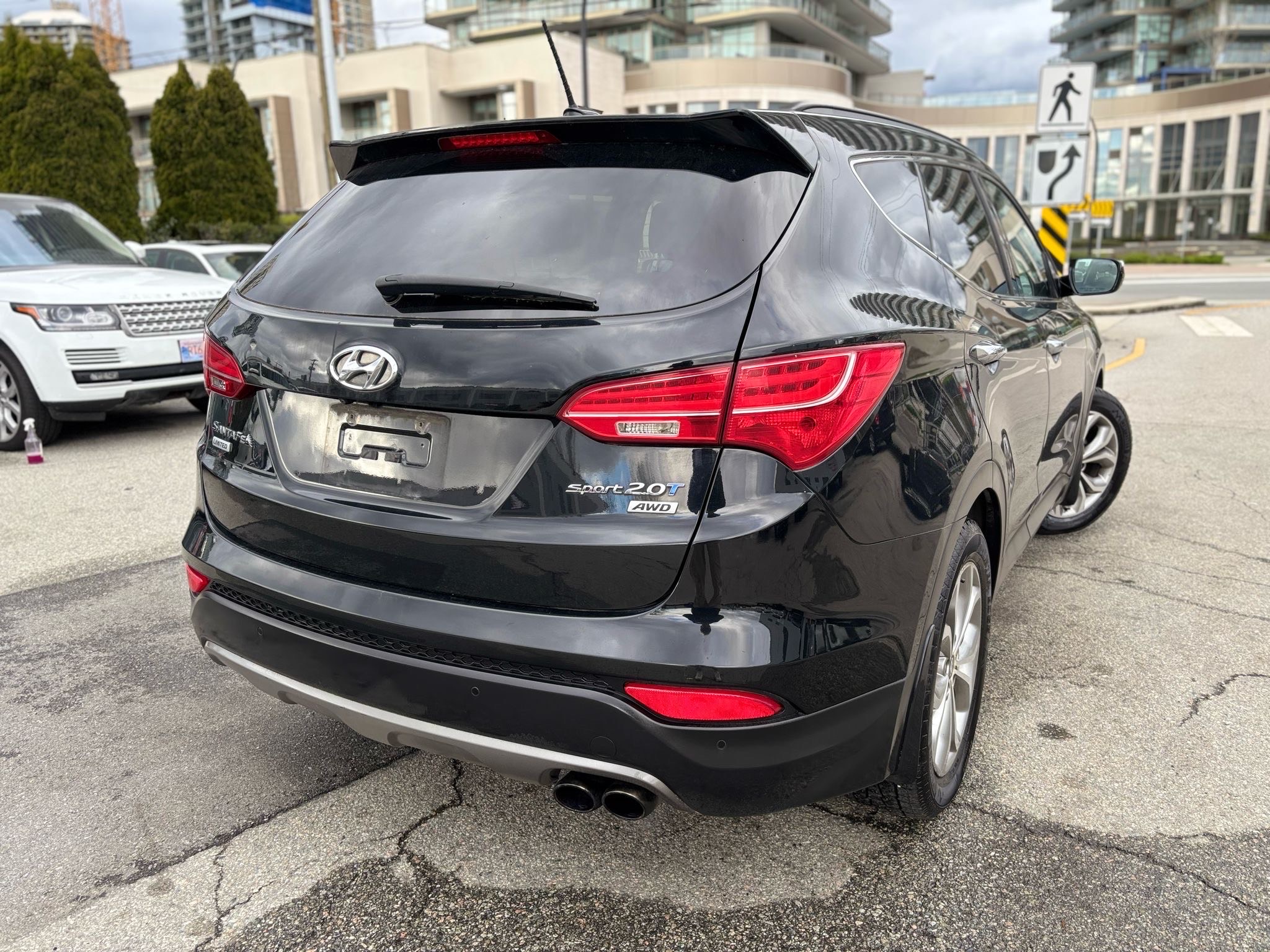 /canwestautoinc/2016-Hyundai-SantaFe-9499043046568925.jpg
