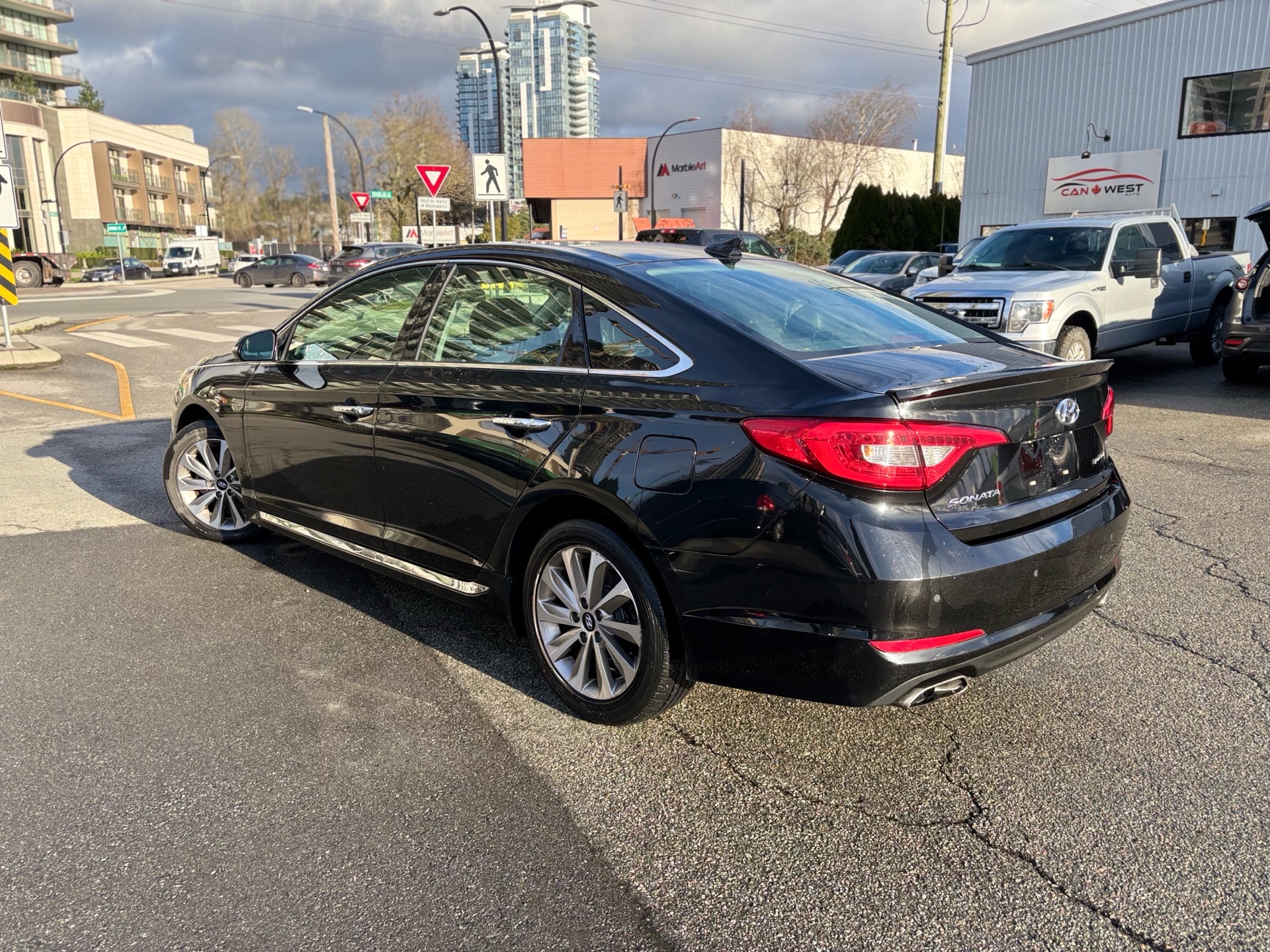 /canwestautoinc/2016-Hyundai-Sonata-7482628200081212.jpg