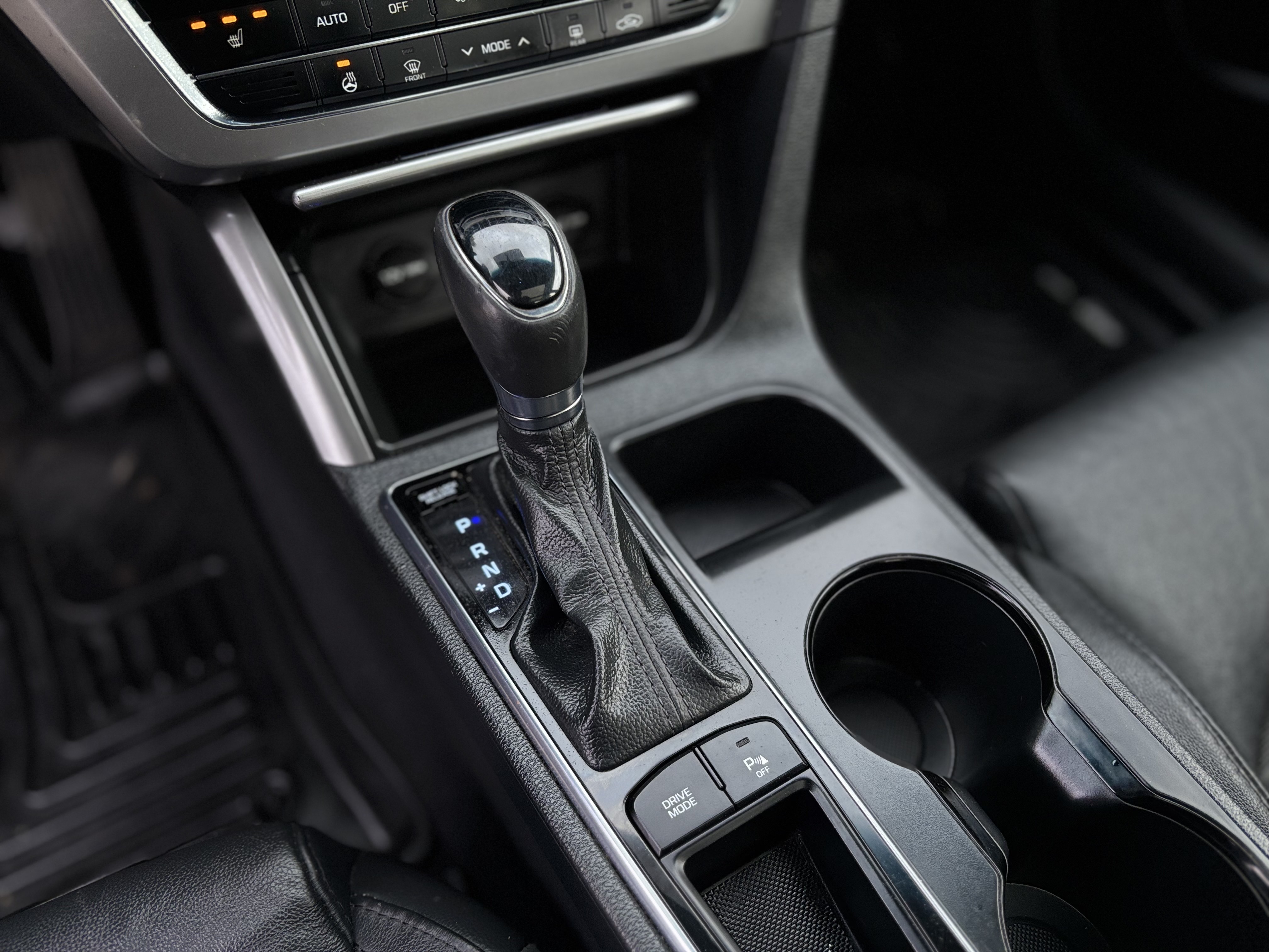 /canwestautoinc/2016-Hyundai-Sonata-9223755560404587.jpg