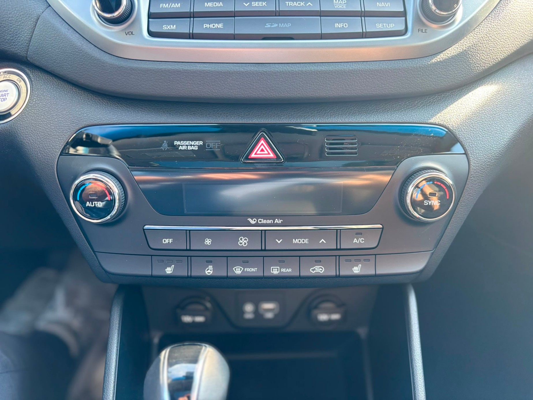 /canwestautoinc/2016-Hyundai-Tucson-22015991037661387.jpg