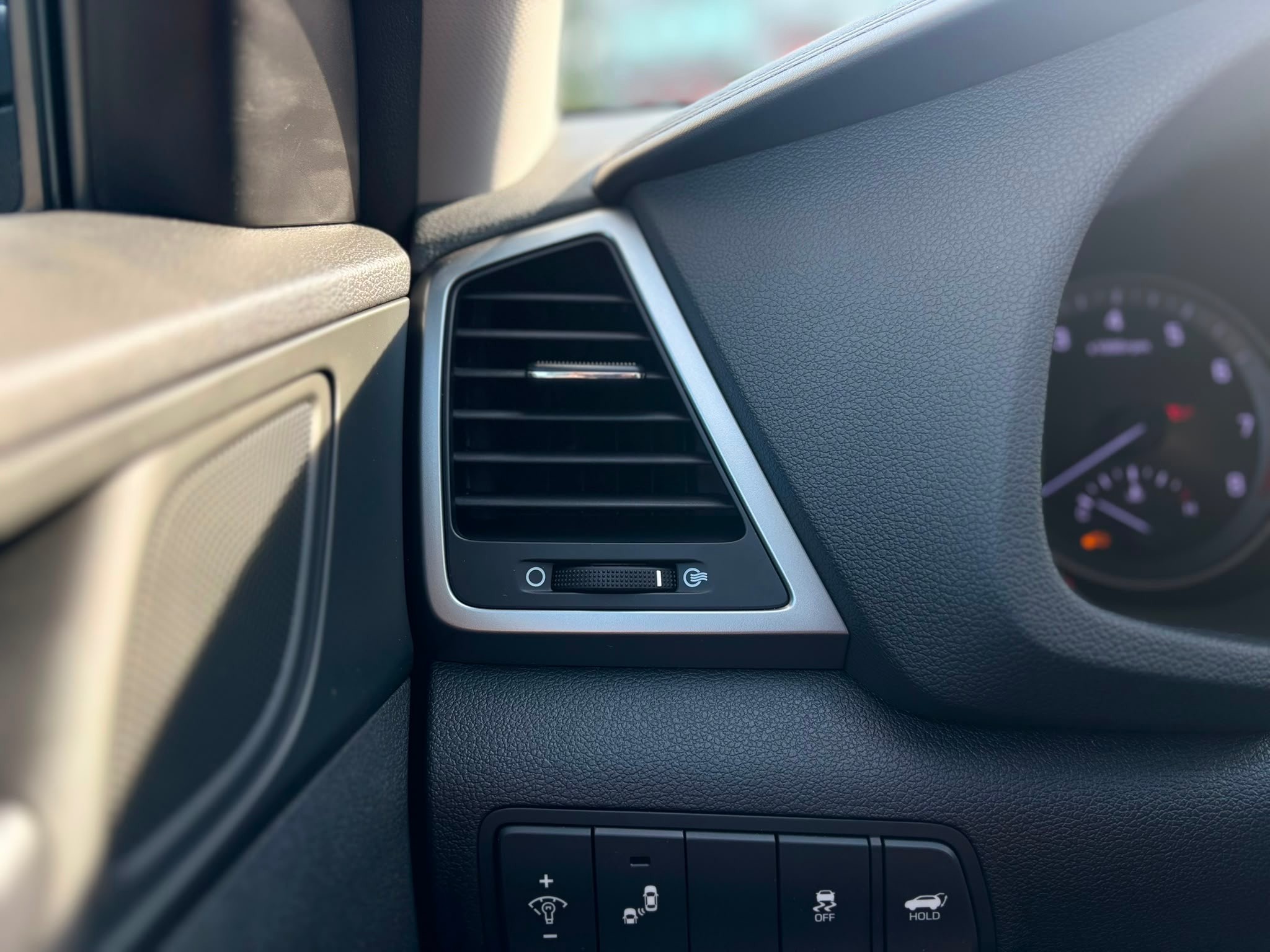 /canwestautoinc/2016-Hyundai-Tucson-6614025193588684.jpg