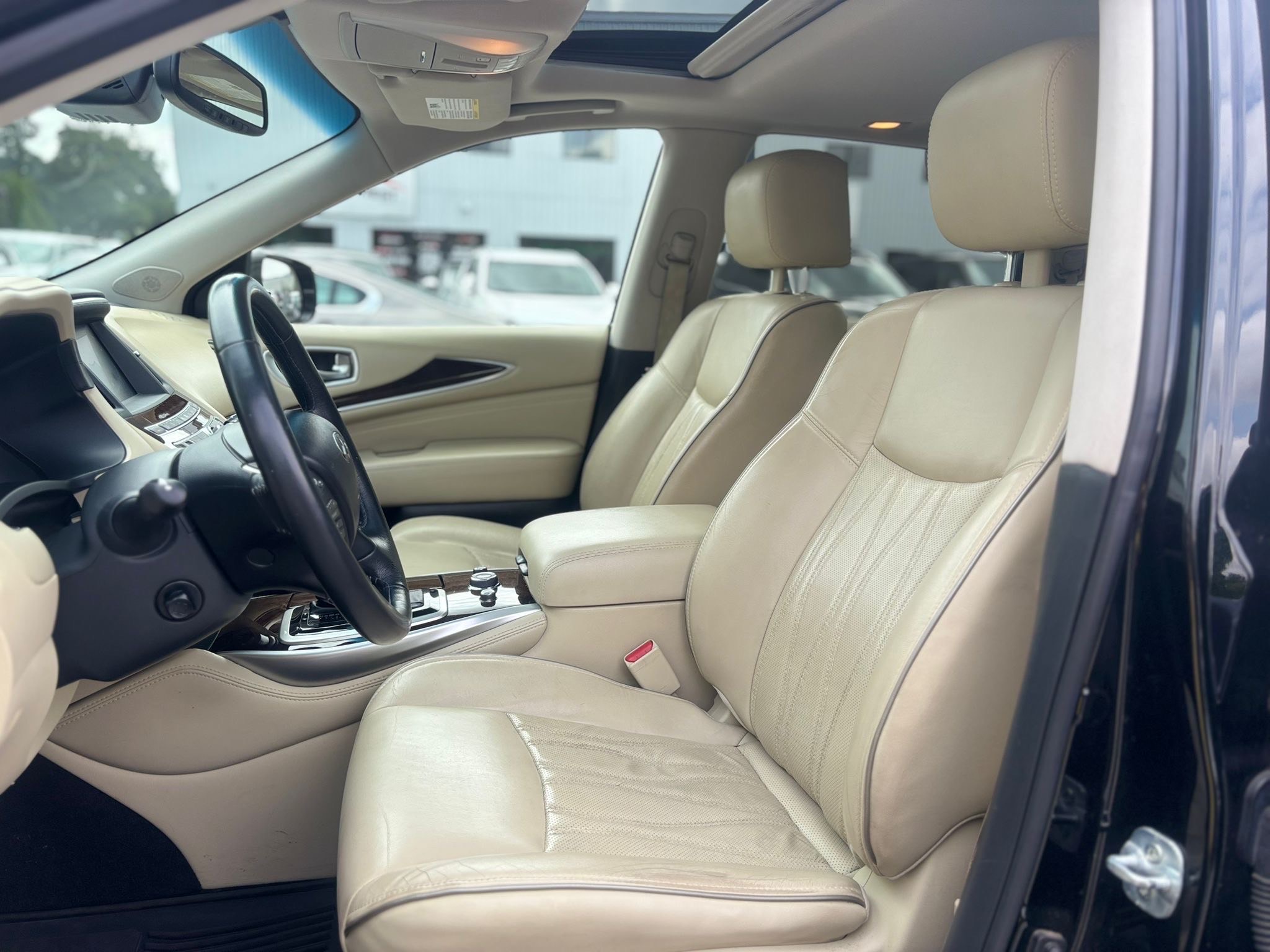 /canwestautoinc/2016-INFINITI-QX60-2833350621388493.jpg