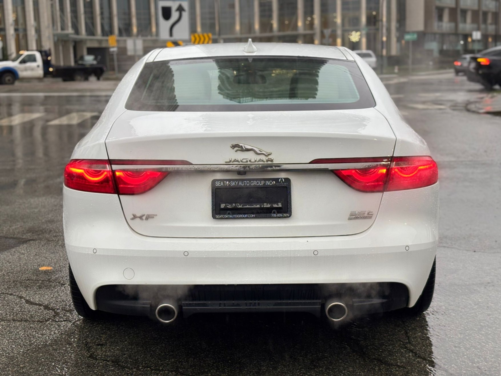 /canwestautoinc/2016-Jaguar-XF-5400179634869169.jpg