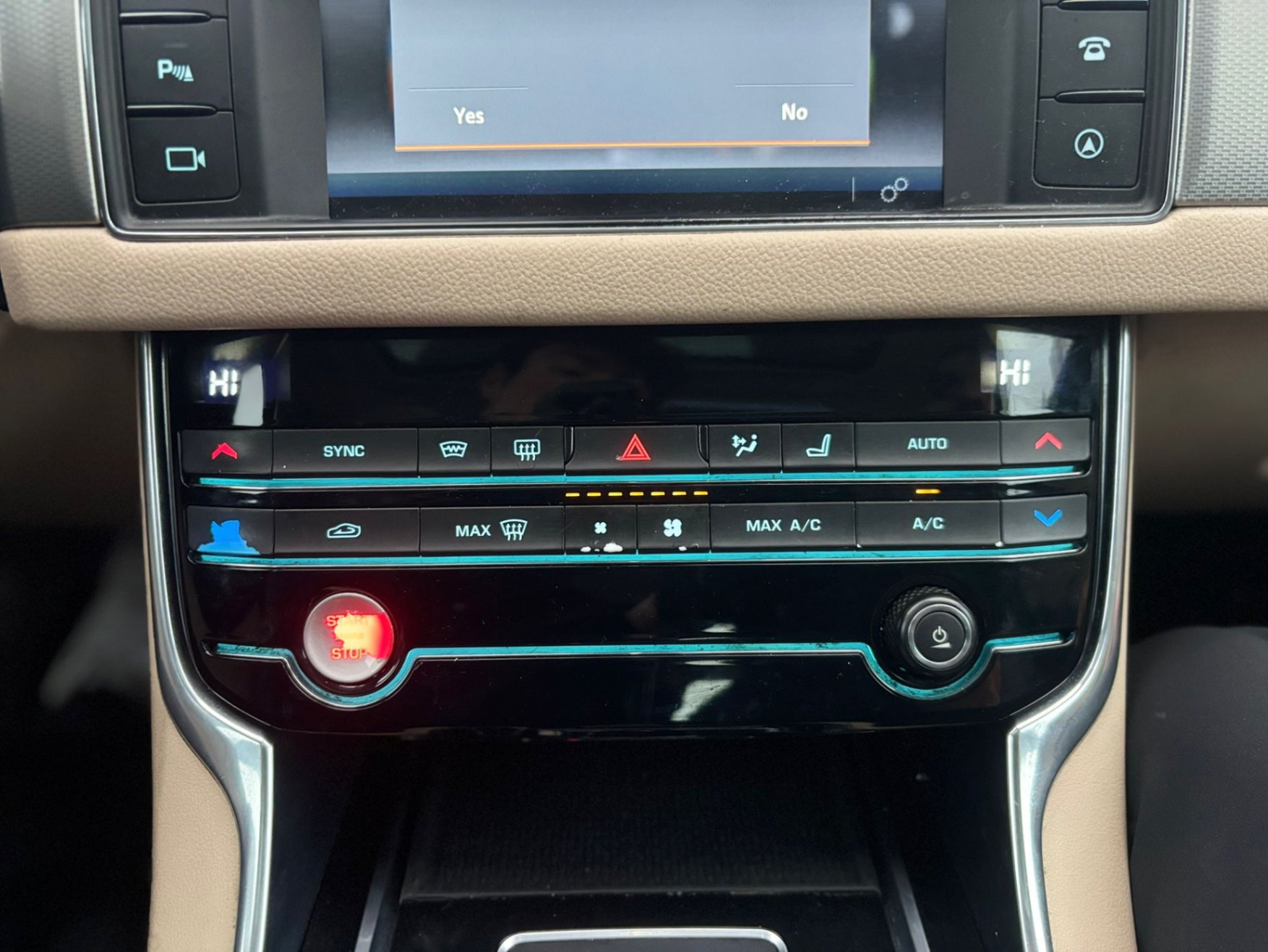 /canwestautoinc/2016-Jaguar-XF-703249653093013.jpg