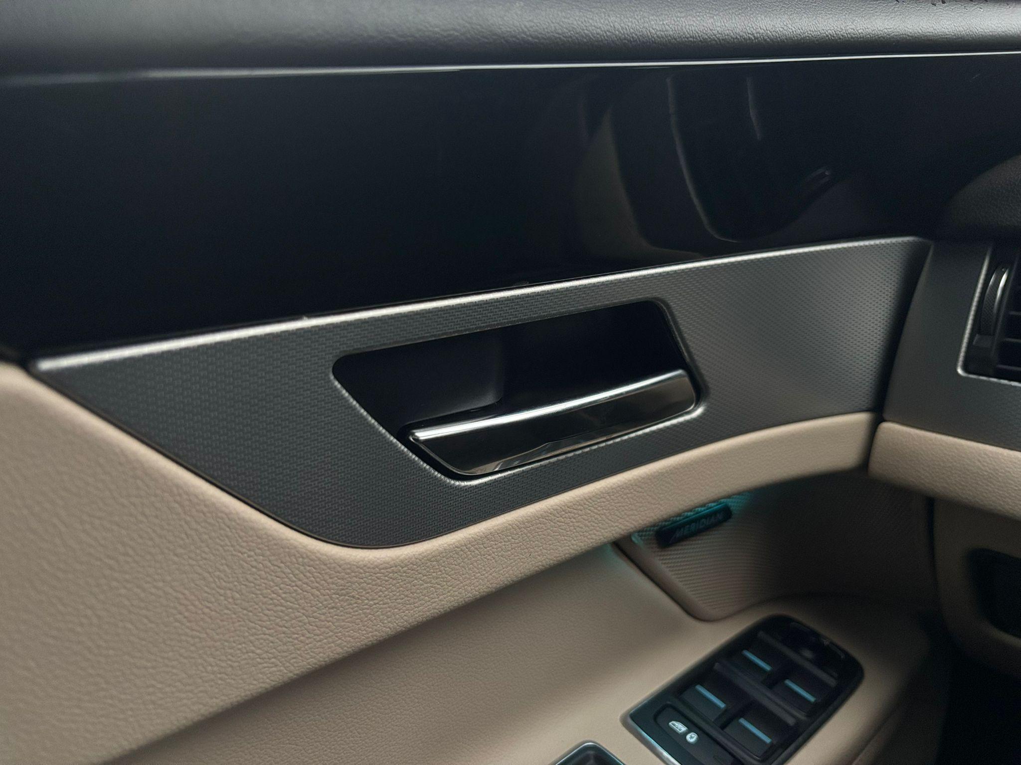 /canwestautoinc/2016-Jaguar-XF-9288409391329837.jpg