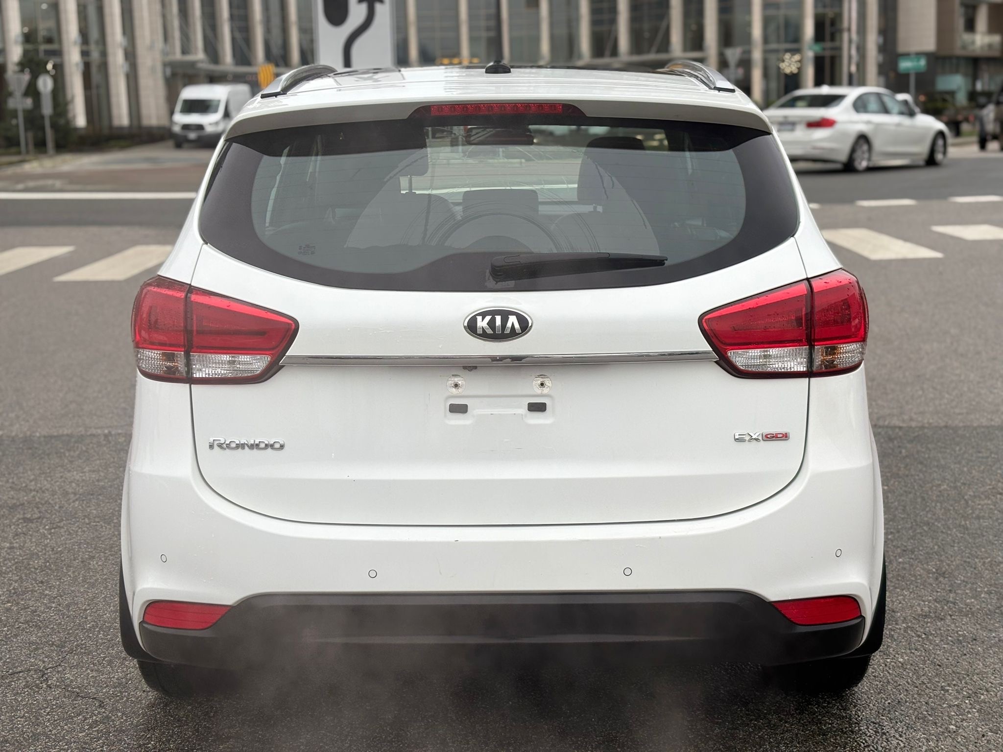 /canwestautoinc/2016-Kia-Rondo-19850084968239434.jpg