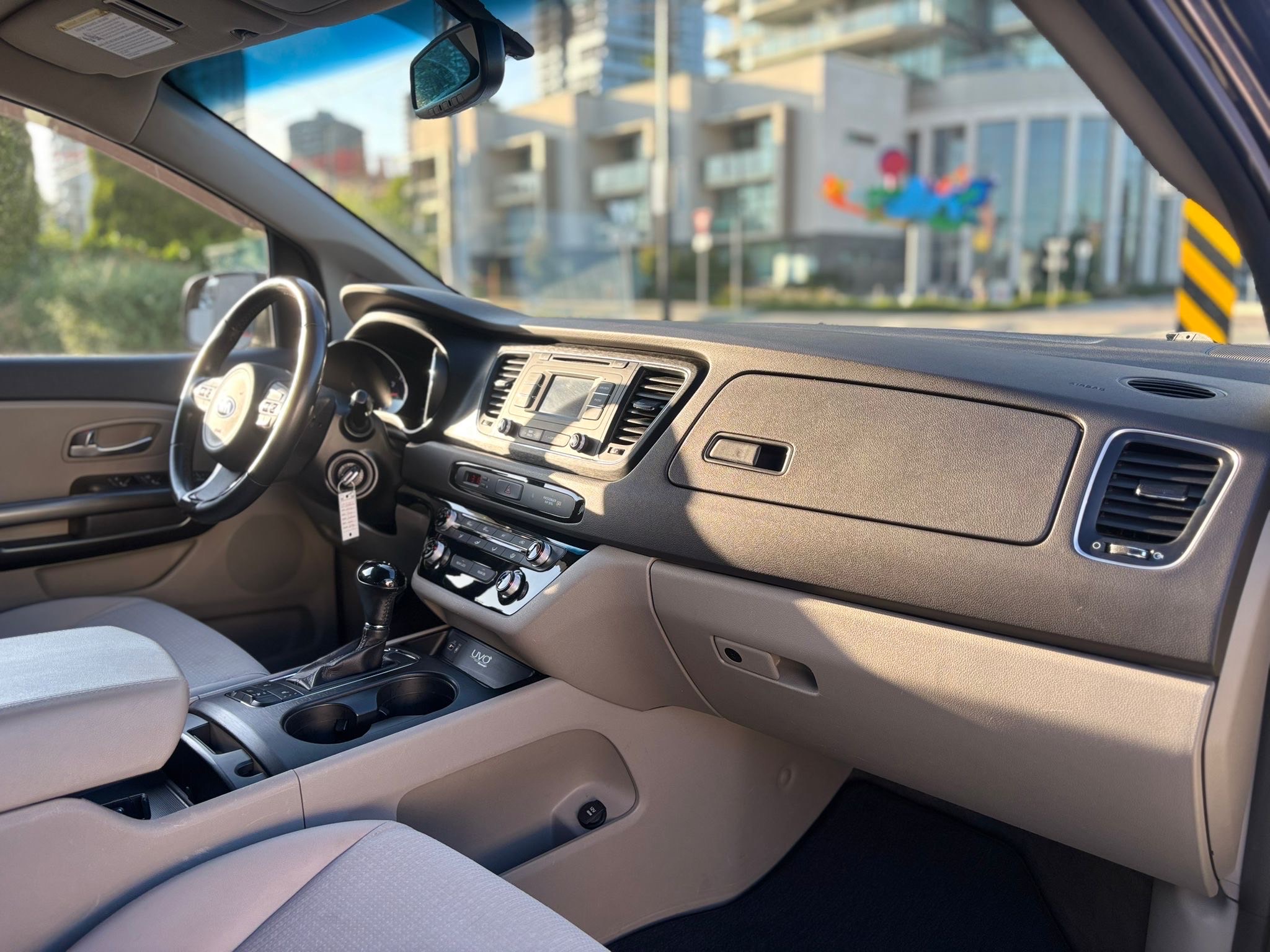 /canwestautoinc/2016-Kia-Sedona-25109260525671995.jpg
